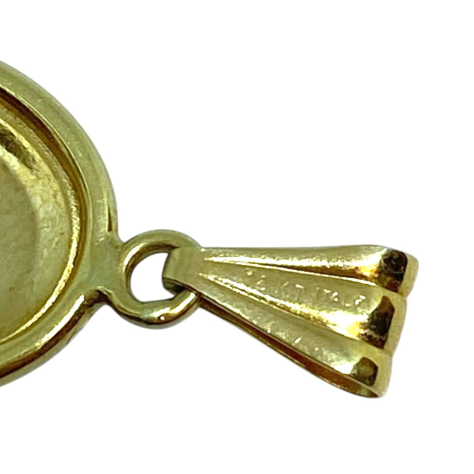 Vintage 18K Gold and Platinum Cameo Pendant im Angebot 3