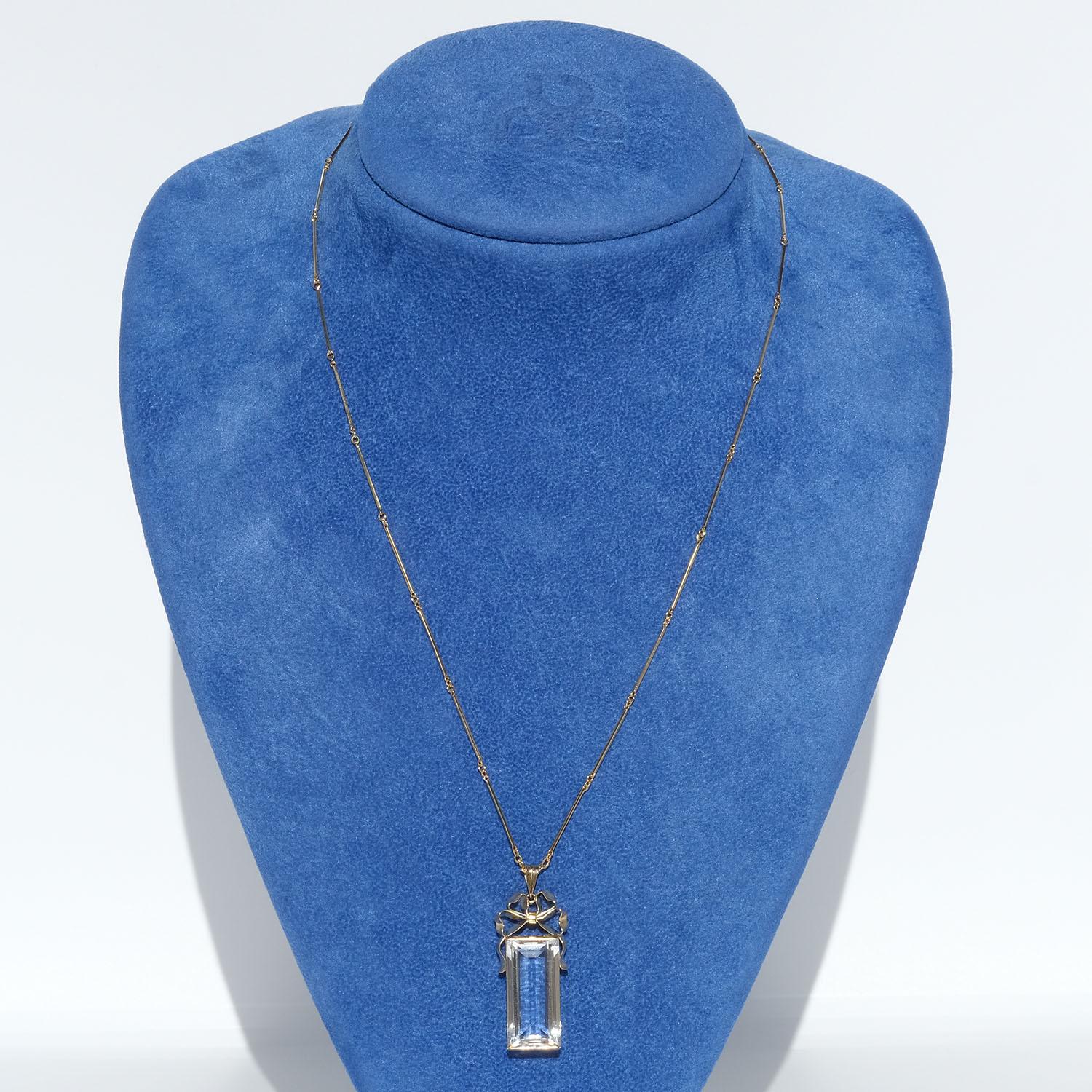Vintage 18k Gold and Rock Crystal Necklace by Ateljé Stigbert Made in the 1940s For Sale 5