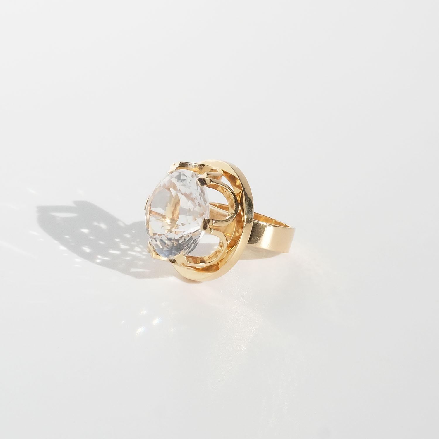 Vintage 18k Gold and Rock Crystal Ring by Finnish Master Kaunis Koru For Sale 4