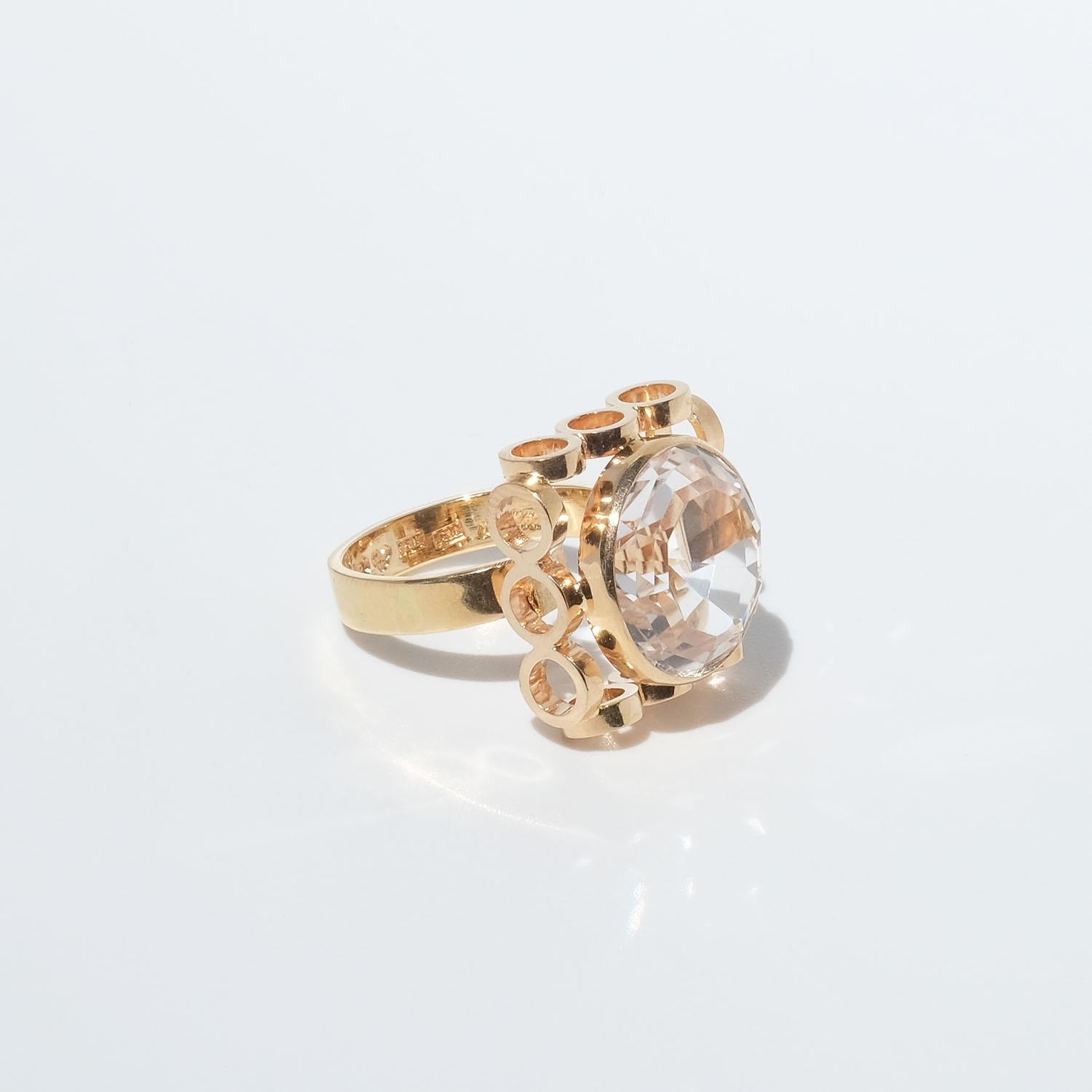 Vintage 18karat Gold and Rock Crystal Ring by Mastercecilia Johansson Year 1977 For Sale 6