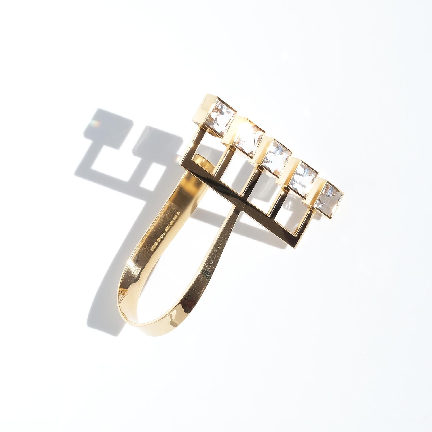 Vintage Manschettenarmband aus 18 Karat Gold und Bergkristall im Vintage-Stil, hergestellt 1969 im Angebot 1