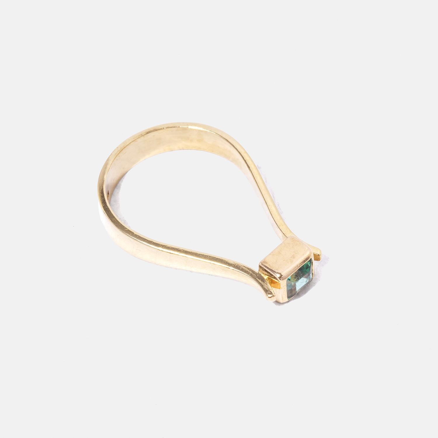 Square Cut Vintage 18k Gold and Tourmaline Ring by Rey Urban Made Year 1967 For Sale