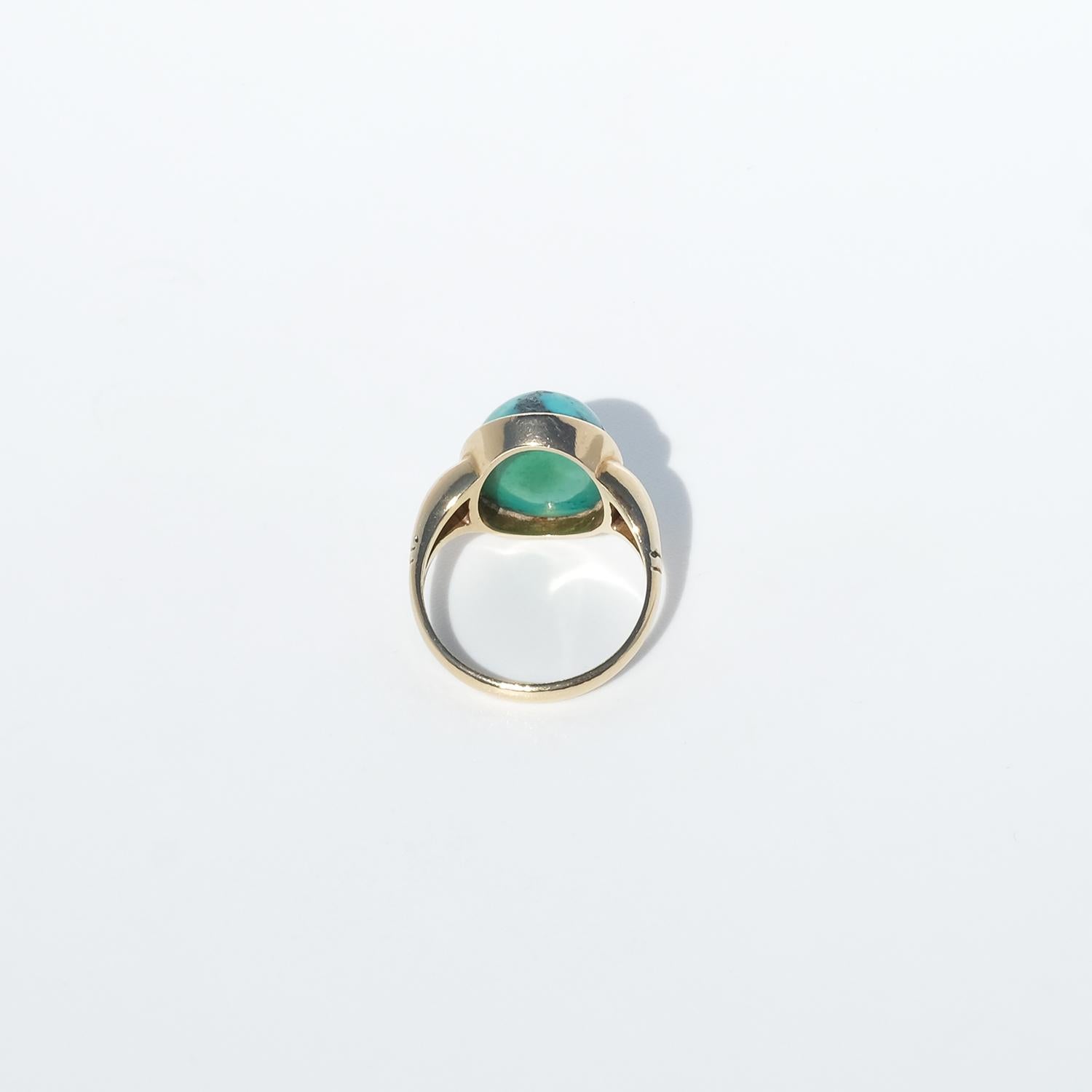 Femenino o masculino Vintage 18K Gold and Turquoise Ring by Hildur Jonsson Aktiebolag Made 1948 en venta