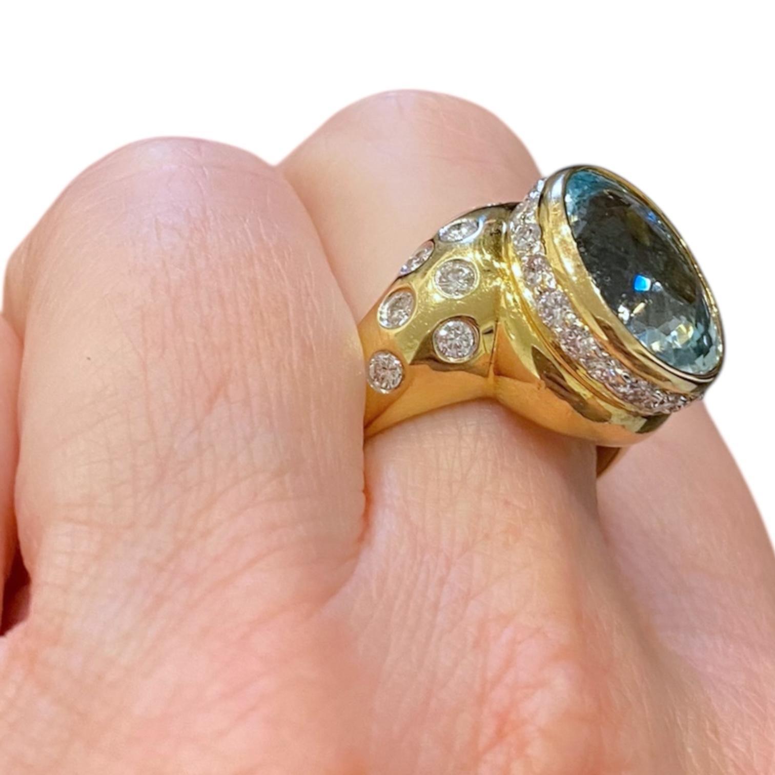Ring aus 18 Karat Gold mit Aquamarin und Diamant im Angebot 4