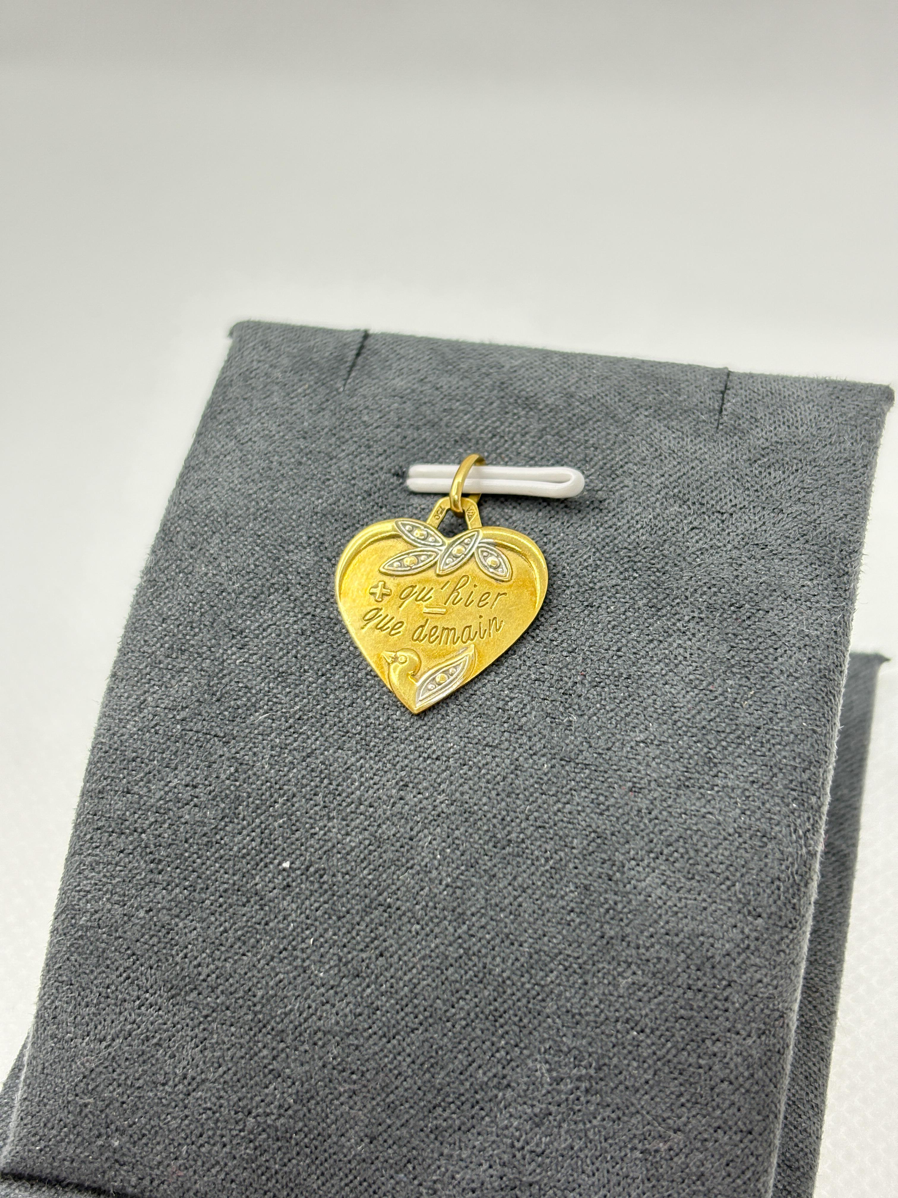 Medaglia Cuore A. Augis d'epoca in oro 18k - 