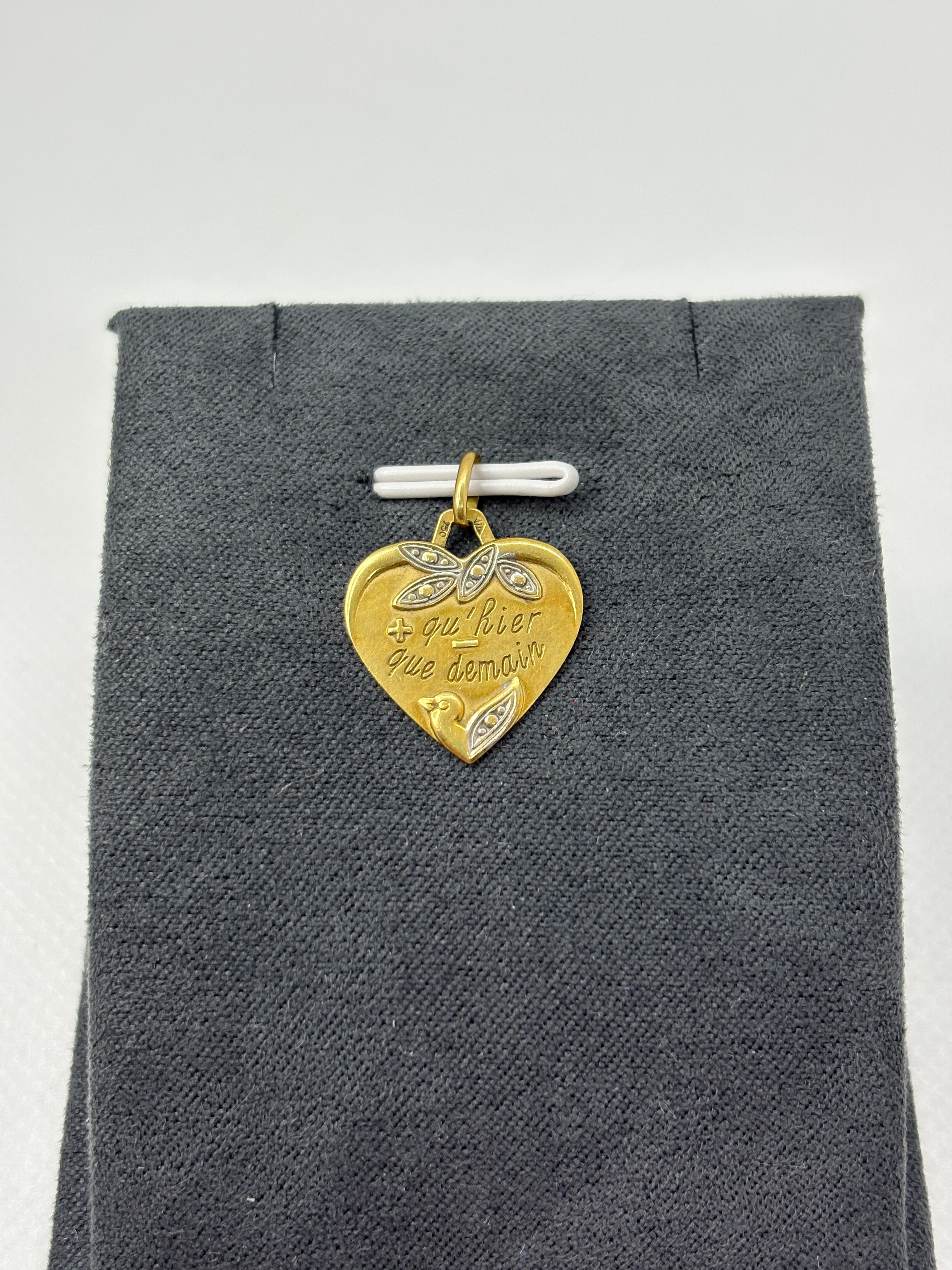 Medaglia Cuore A. Augis d'epoca in oro 18k - 