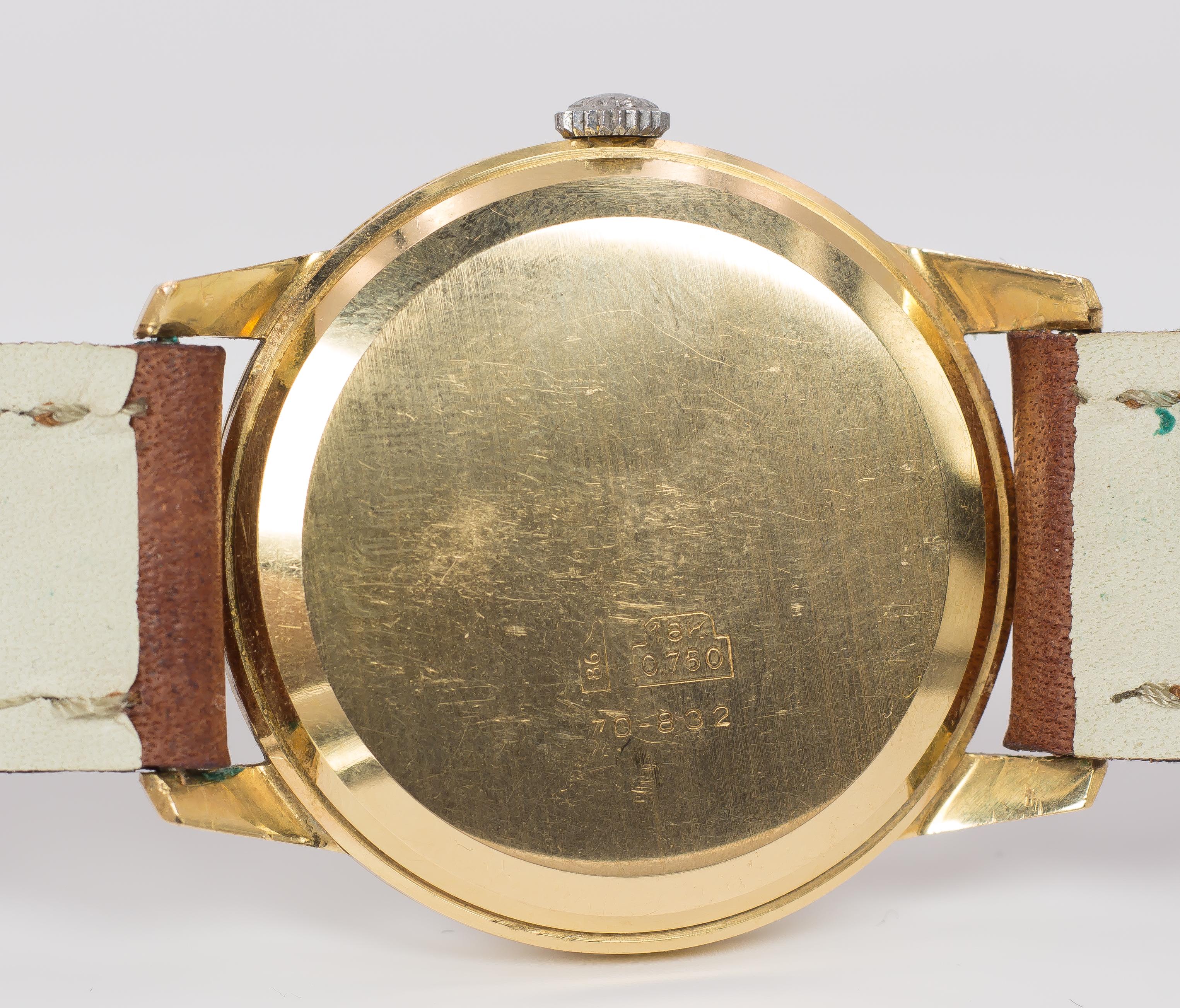 Vintage 18 Karat Gold Automatic Longines Wristwatch, 1960s In Good Condition In Bologna, IT