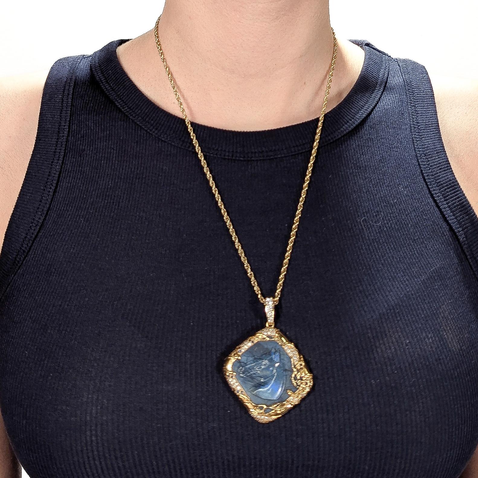 Retro Vintage 18K Gold, Black Opal, Sapphire, & Diamond Carved Horse Pendant For Sale