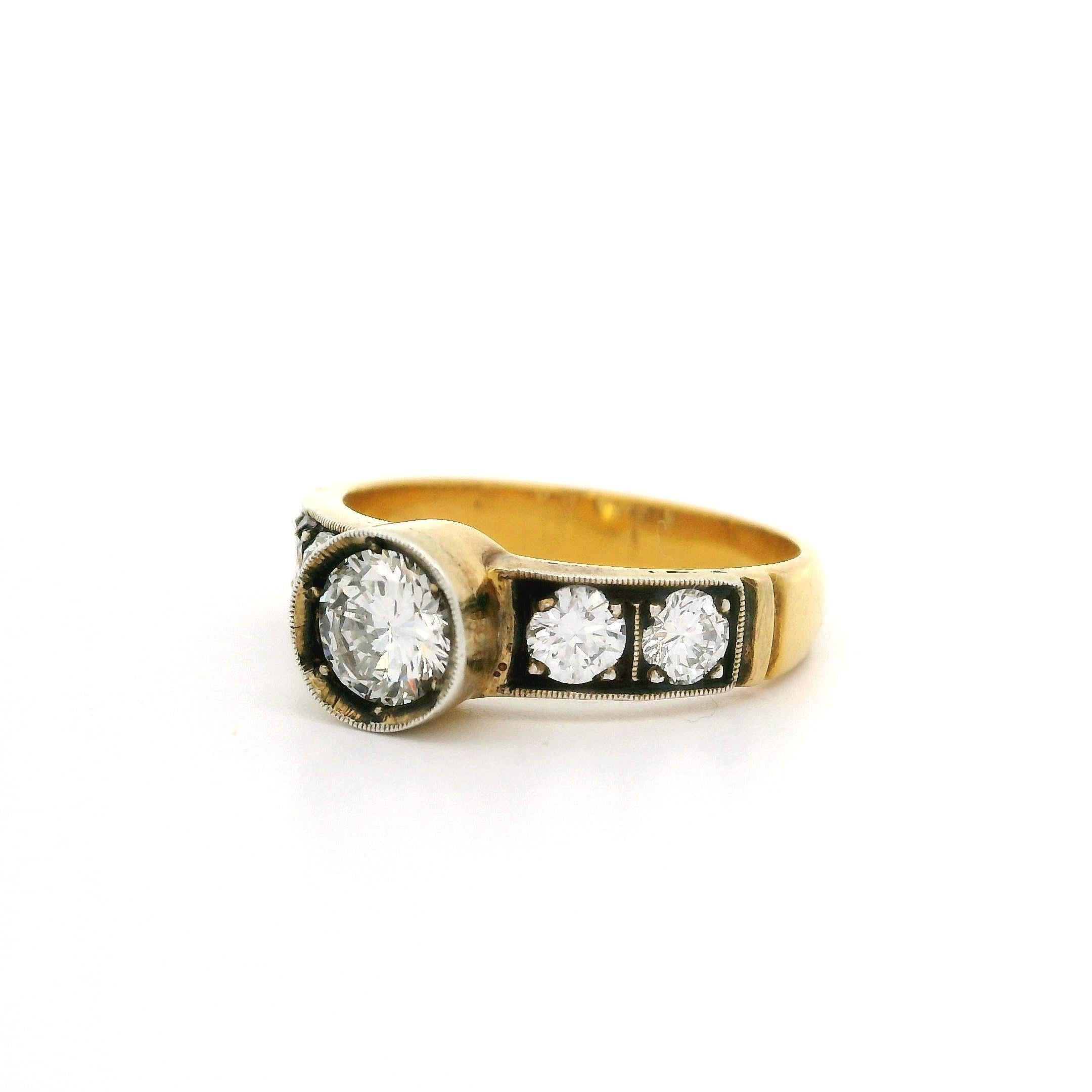 Round Cut Vintage 18k Gold & Blackened Silver 0.86ctw Diamond Engagement Promise Ring For Sale