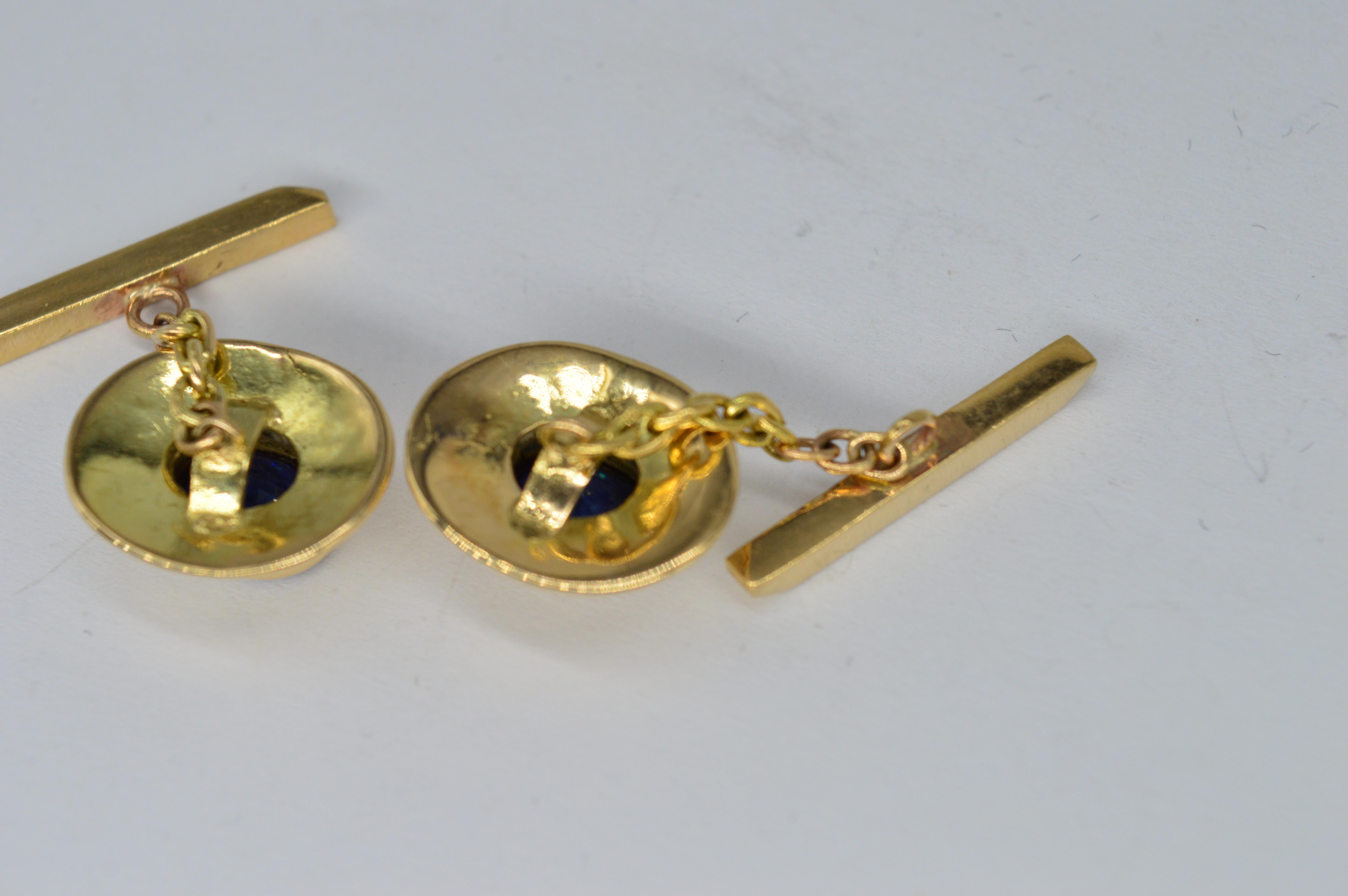 Vintage 18K Gold Blue Sapphire 3ct Handcrafted Statement Luxury Present Cufflink In Excellent Condition For Sale In Benfleet, GB