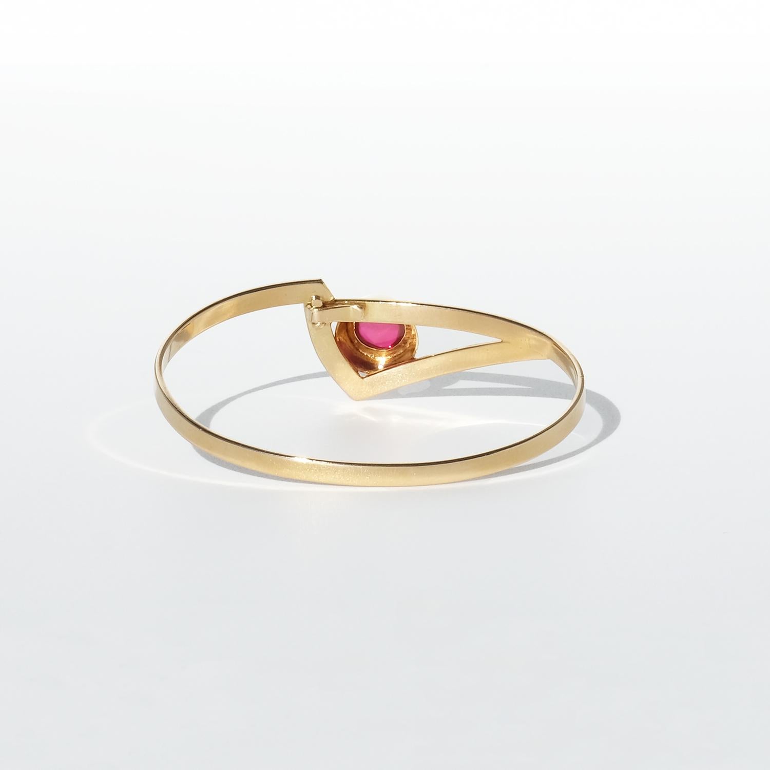 Bracelet vintage en or 18k fait en 1957 en vente 5