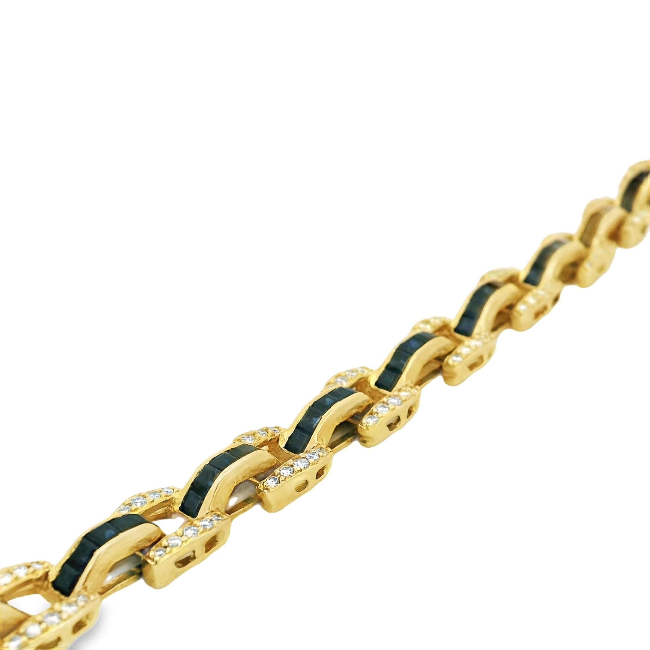 Pulsera vintage de oro de 18 quilates con zafiros engarzados en canal y pavé de diamantes, años 80 en Excelente estado para la venta en Miami, FL