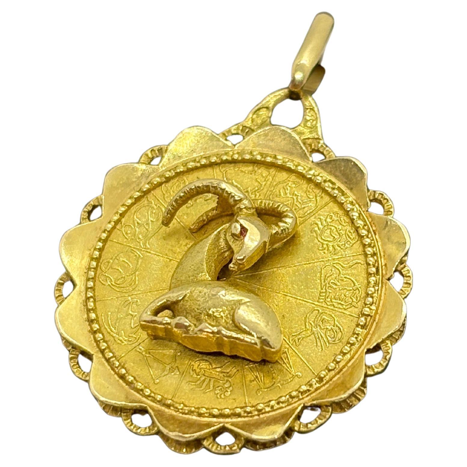 Vintage 18k Gold Zodiac Medal by Augis - Pendentif Astrologique Français