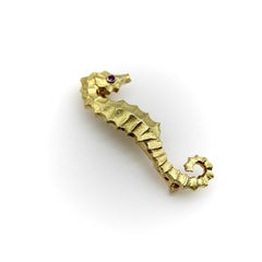 Vintage 18K Gold Cartier Seahorse Brooch