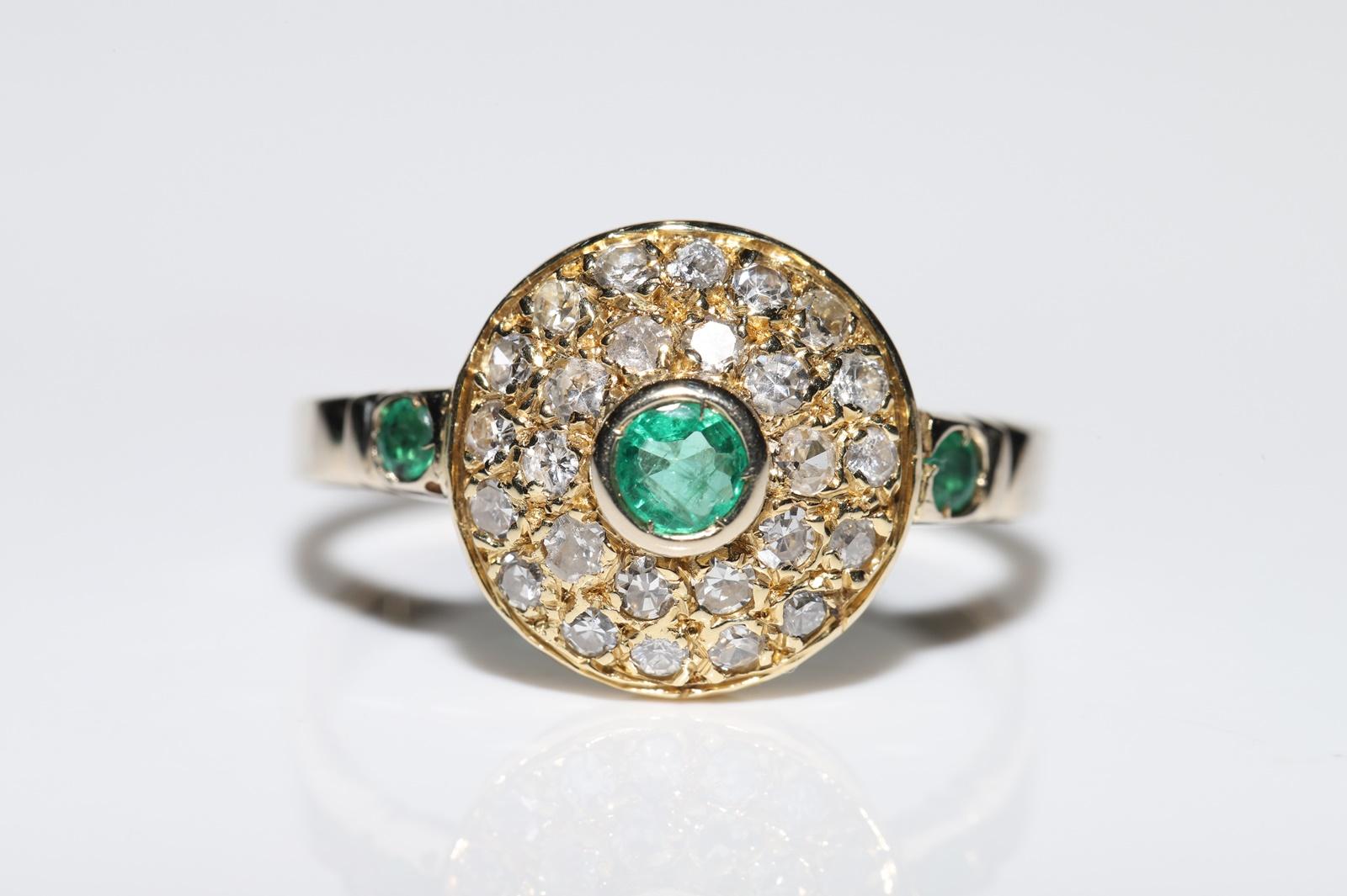 Retro Vintage 18k Gold Circa 1960s Natural Diamond And Emerald Decorated Ring  For Sale