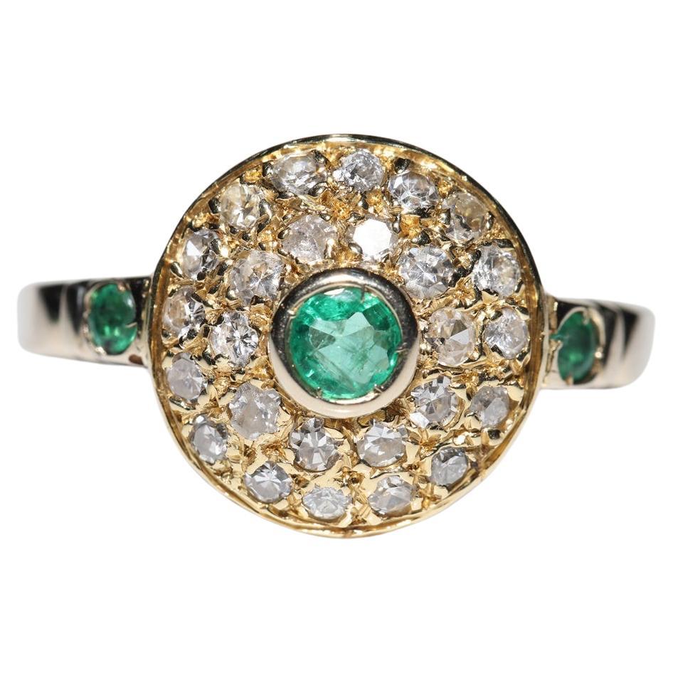 Vintage 18k Gold Circa 1960s Natural Diamond And Emerald Decorated Ring