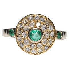 Vintage 18k Gold Circa 1960s Natural Diamond And Emerald Decorated Ring