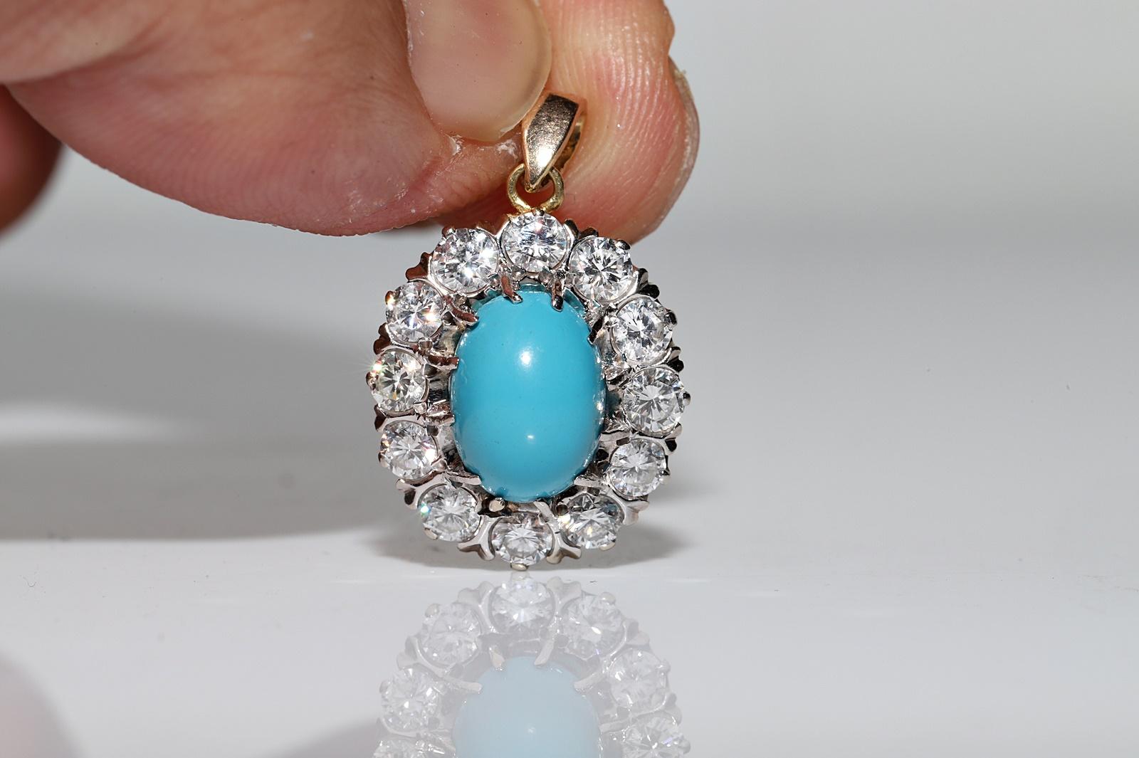 Vintage 18k Gold Circa 1970s Natural Diamond And Turquoise Decorated Pendant In Good Condition For Sale In Fatih/İstanbul, 34