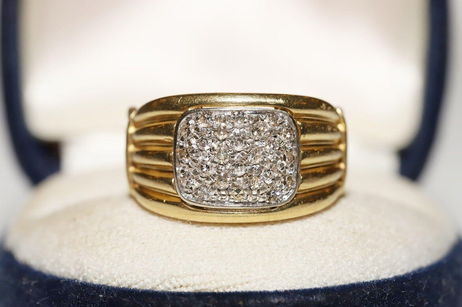 Vintage 18 Karat Gold Circa 1970er Jahre Natürlicher Diamant Dekorierter starker Ring im Angebot 4