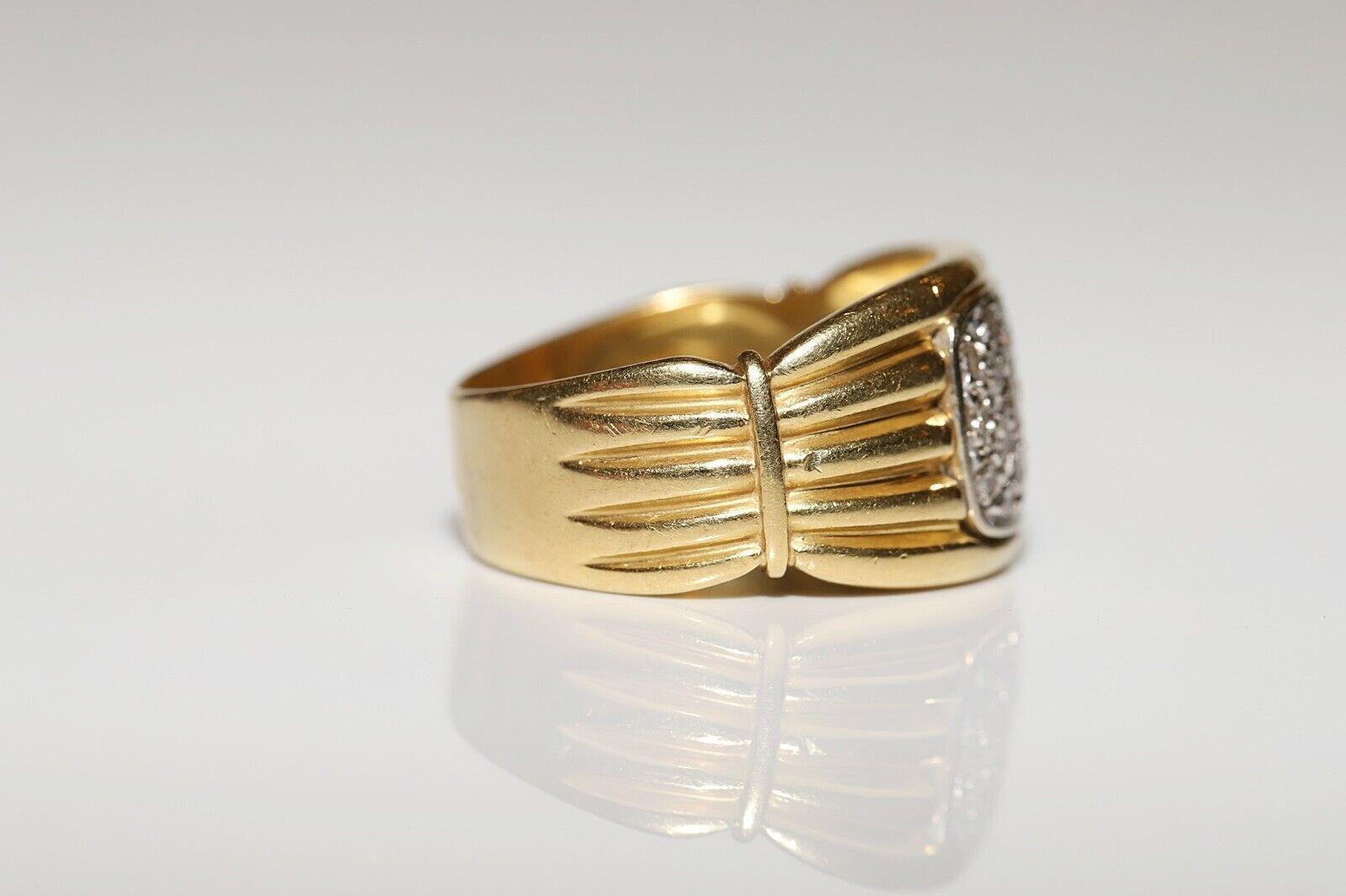 Retro Vintage 18k Gold Circa 1970s Natural Diamond Decorated Strong Ring For Sale