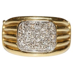 Vintage 18 Karat Gold Circa 1970er Jahre Natürlicher Diamant Dekorierter starker Ring