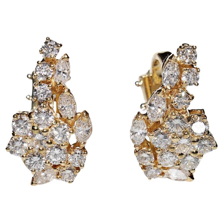 Boucle d'oreille forte en or 18k Circa Vintage des années 1980 ornée de diamants naturels en vente