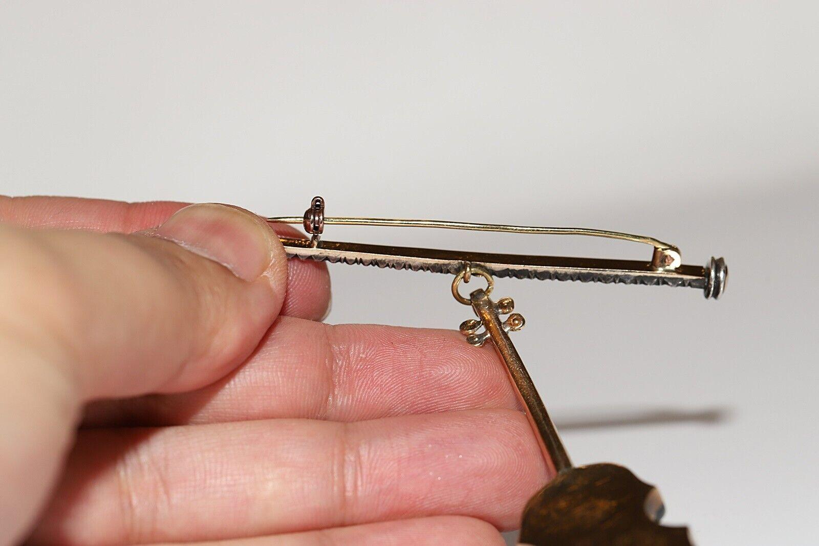 Vintage  Broche de oro de 18 quilates circa años 80 Diamante natural talla rosa Vıolın esmaltado en venta 4