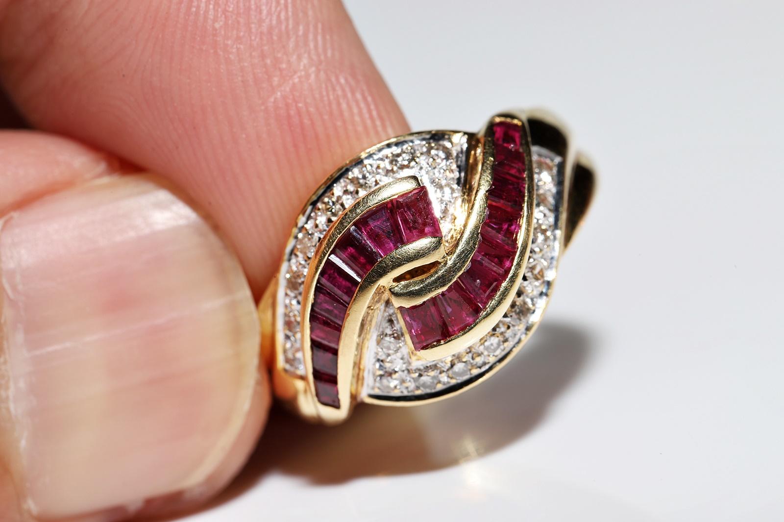 Vintage 18k Gold Circa 1990s Natural Diamond And Caliber Ruby Decorated Ring  For Sale 7