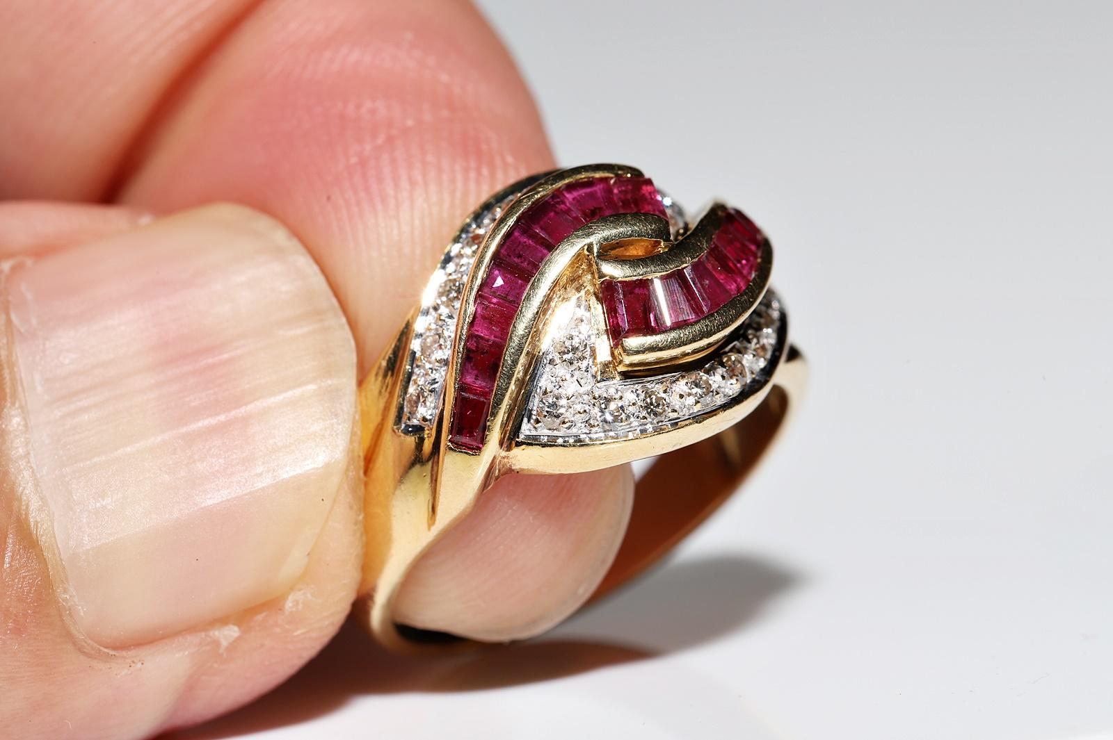 Vintage 18k Gold Circa 1990s Natural Diamond And Caliber Ruby Decorated Ring  For Sale 8