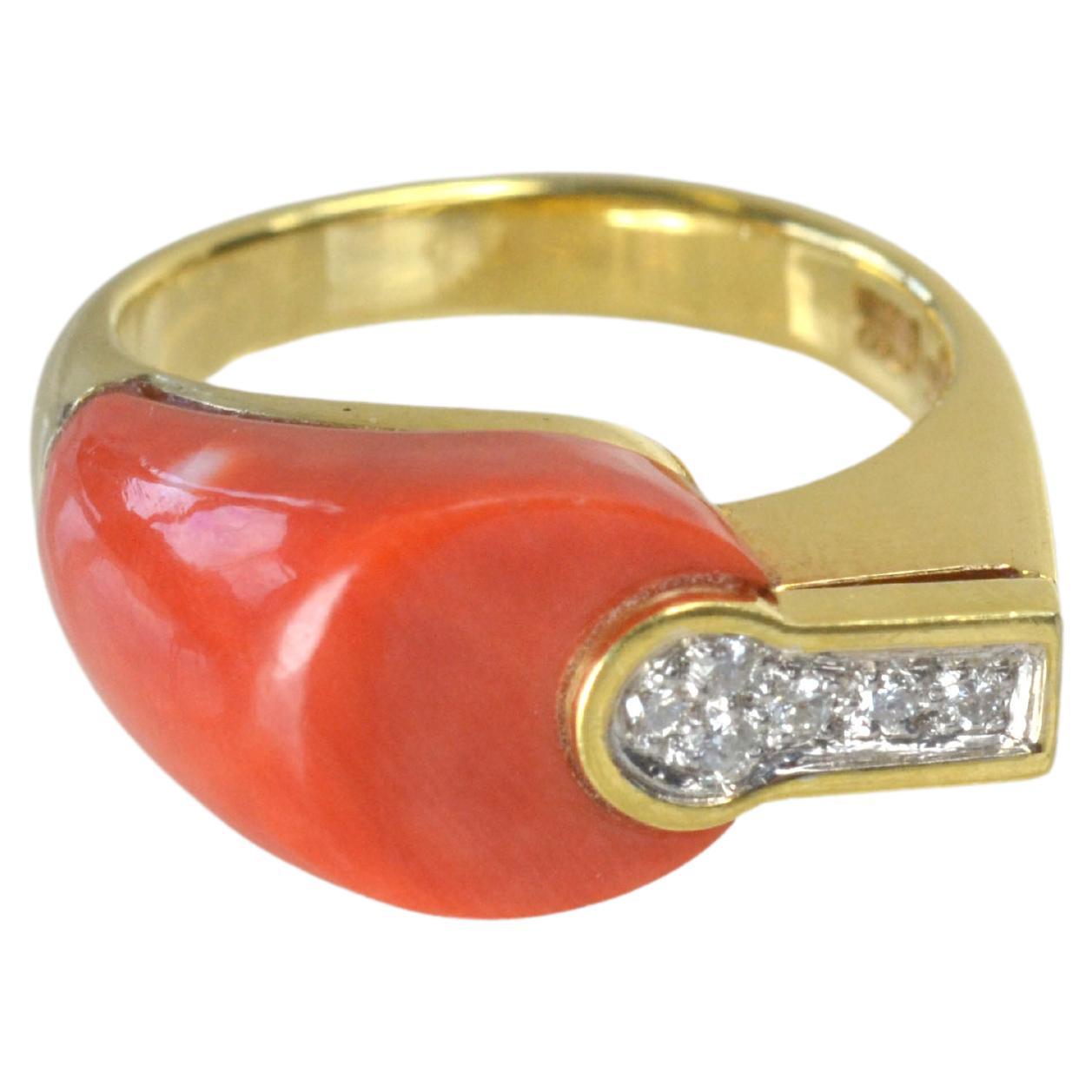 Vintage 18k Gold Coral and White Diamond Ring One-of-a-kind For Sale