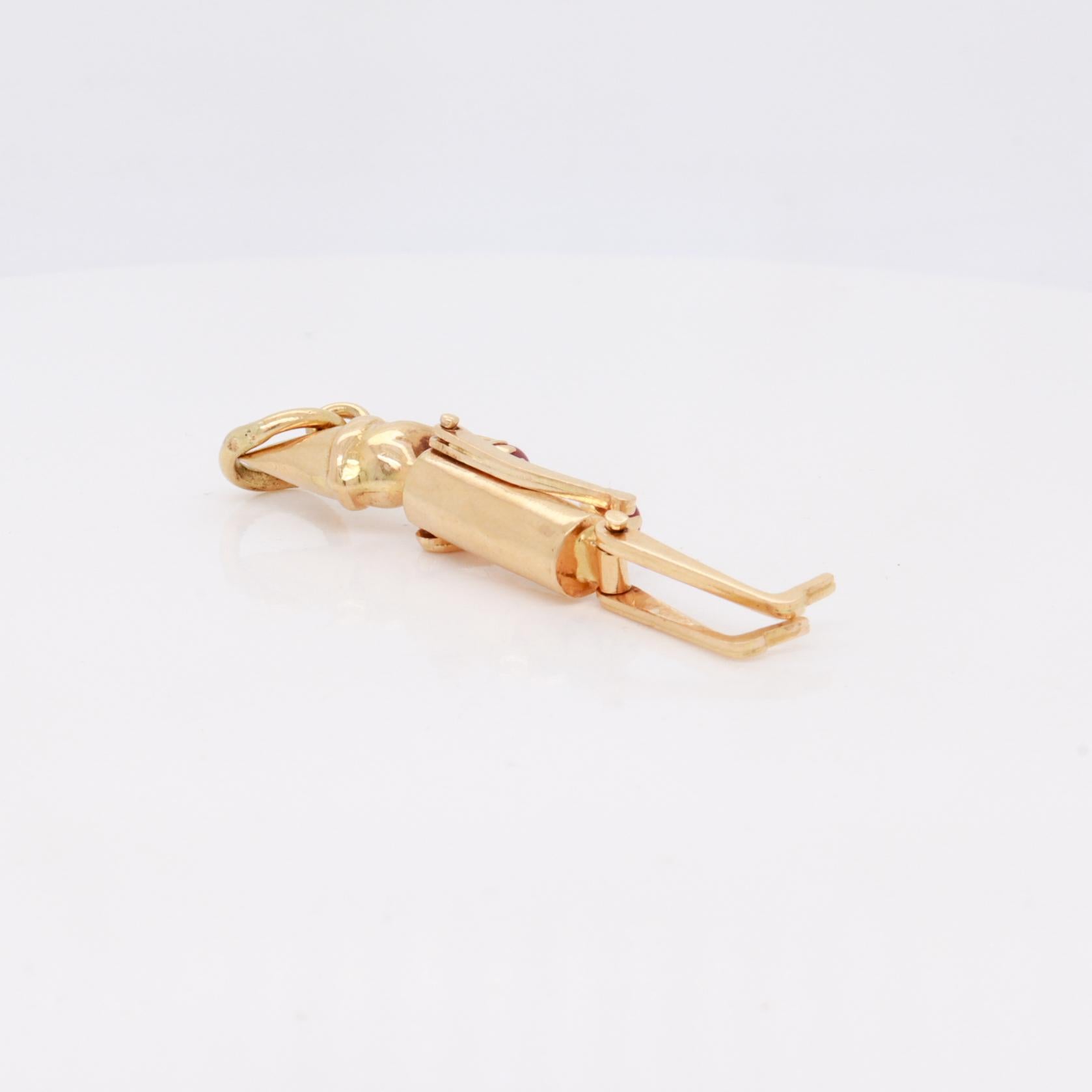 Vintage 18K Gold & Korallen Cabochon Pinocchio Puppet Kinetics Charme im Angebot 10