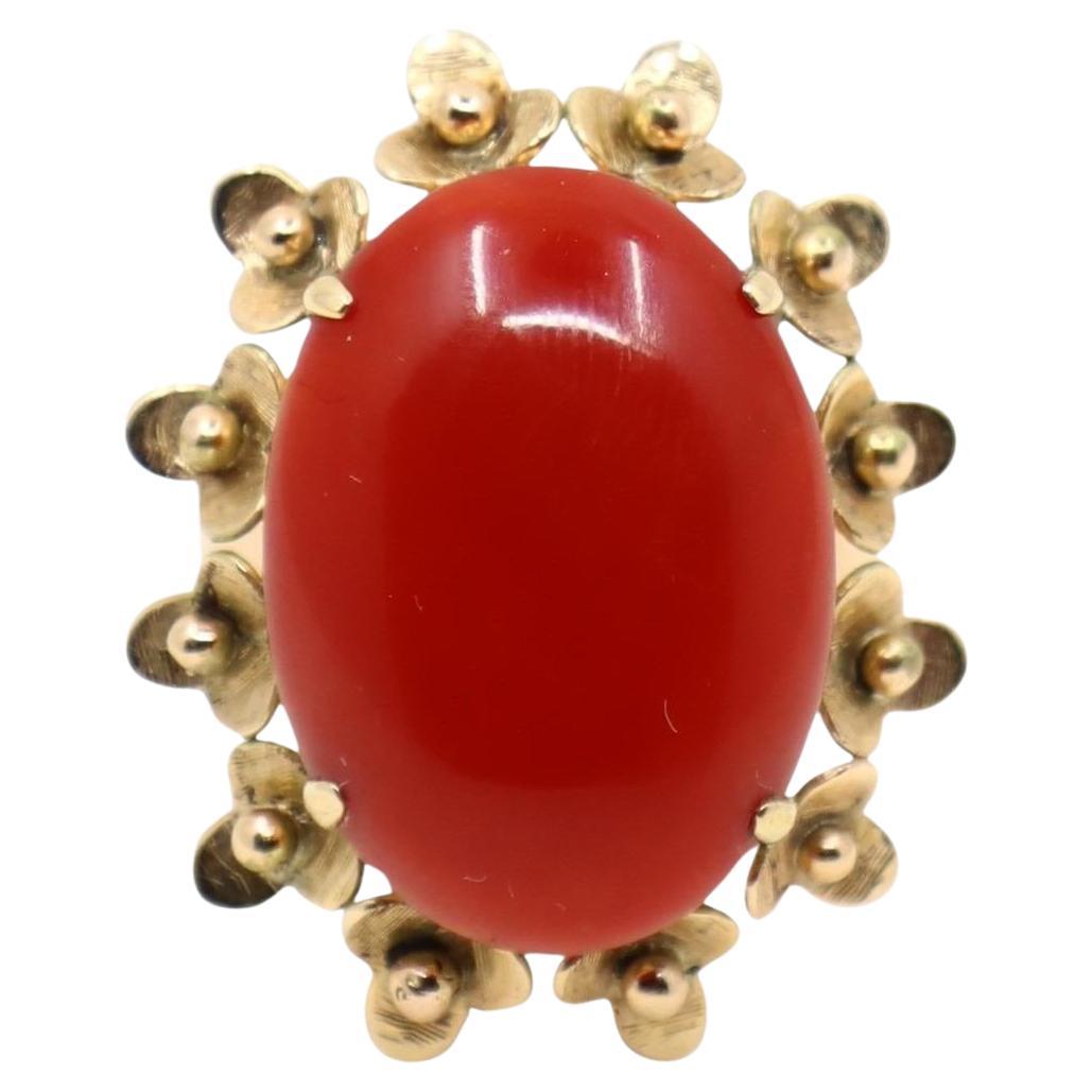 Vintage 18K Gold Coral Flower Set Ring