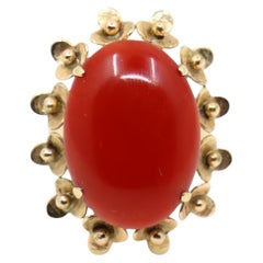 Vintage 18K Gold Coral Flower Set Ring