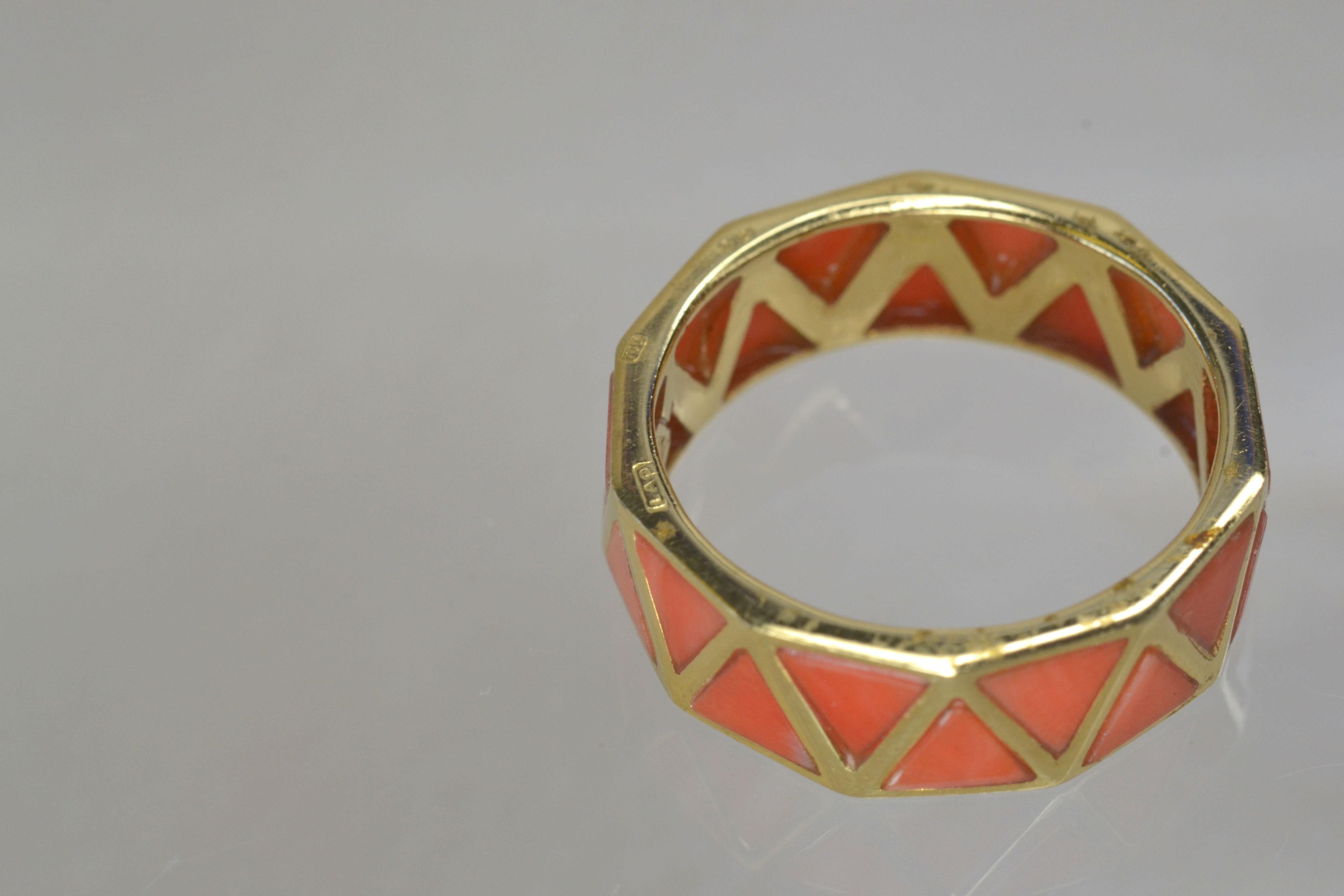 18 Karat Gold Koralle Zick-Zack-Ring Limited Edition, Größe N UK/AU für Damen oder Herren im Angebot