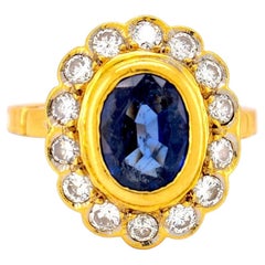 Vintage 18k Gold Daisy Ring — Natural Blue Sapphire & Diamonds