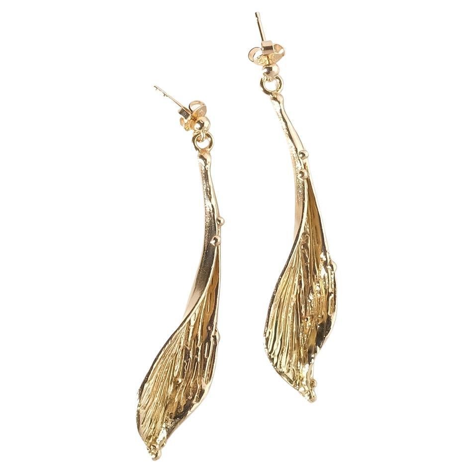 Vintage 18K Gold Dangling Earrings by Etsuko Minova For Sale