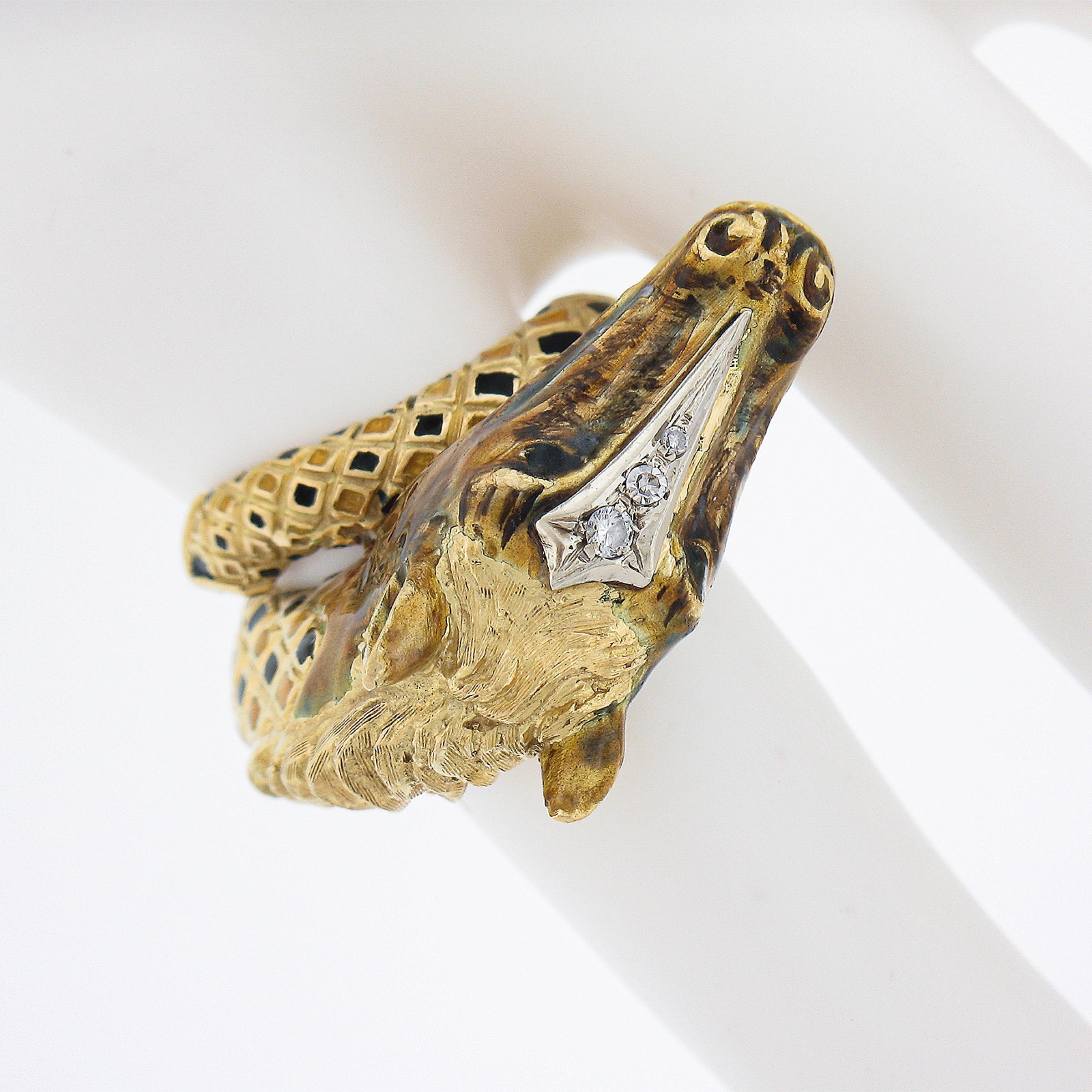 Women's or Men's Vintage 18K Gold Detailed 3D Horse Head Band Ring w/ Enamel Work & Diamond For Sale