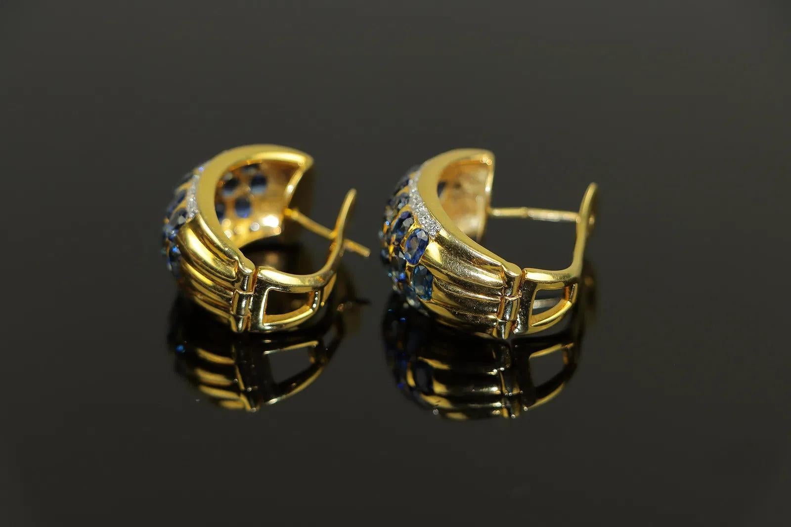 Women's Vintage 18K Gold Diamond and Sapphire Huggie Earrings For Sale