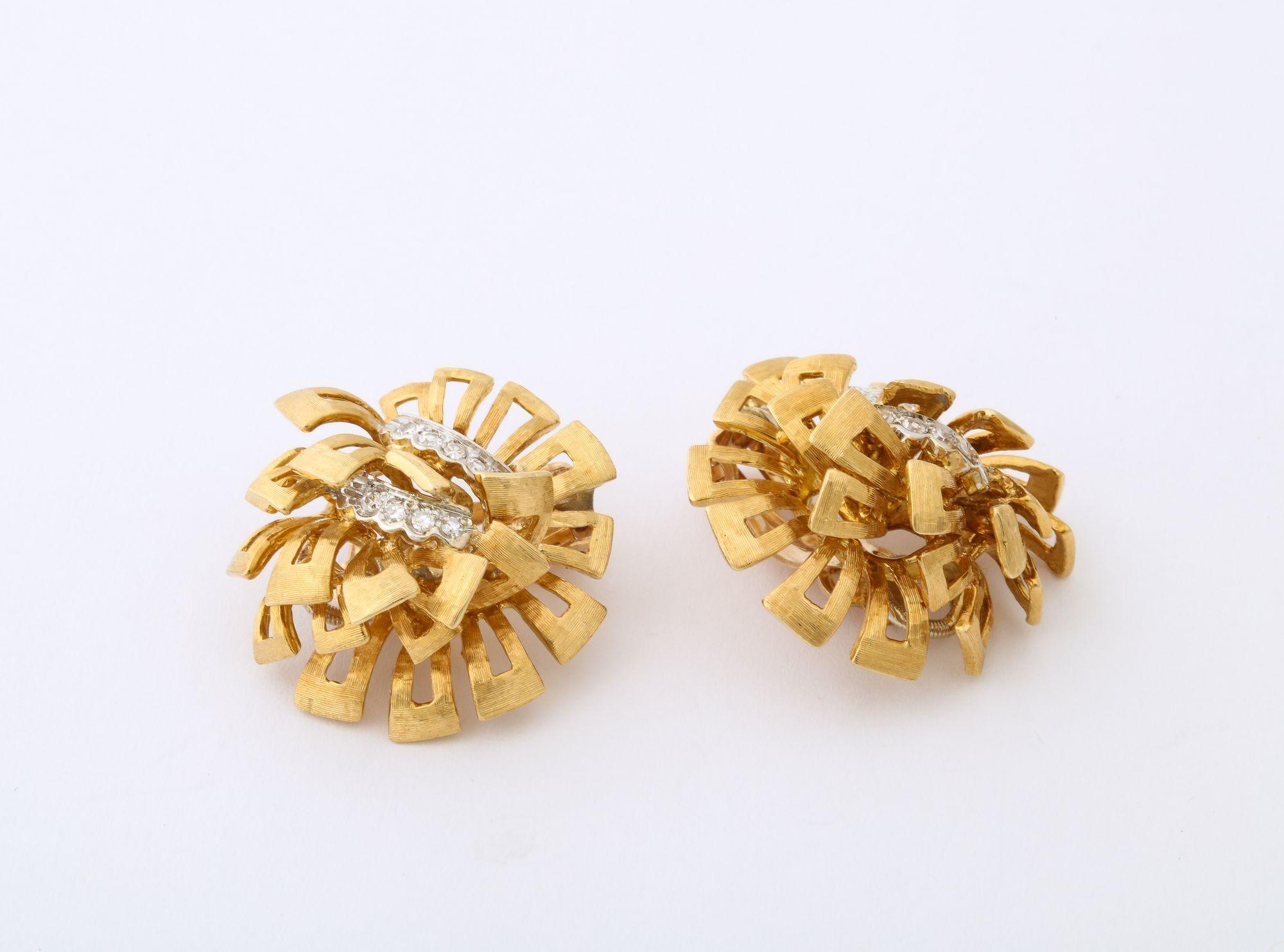 Vintage 18K Gold Diamond Cluster Floral Earrings For Sale 6
