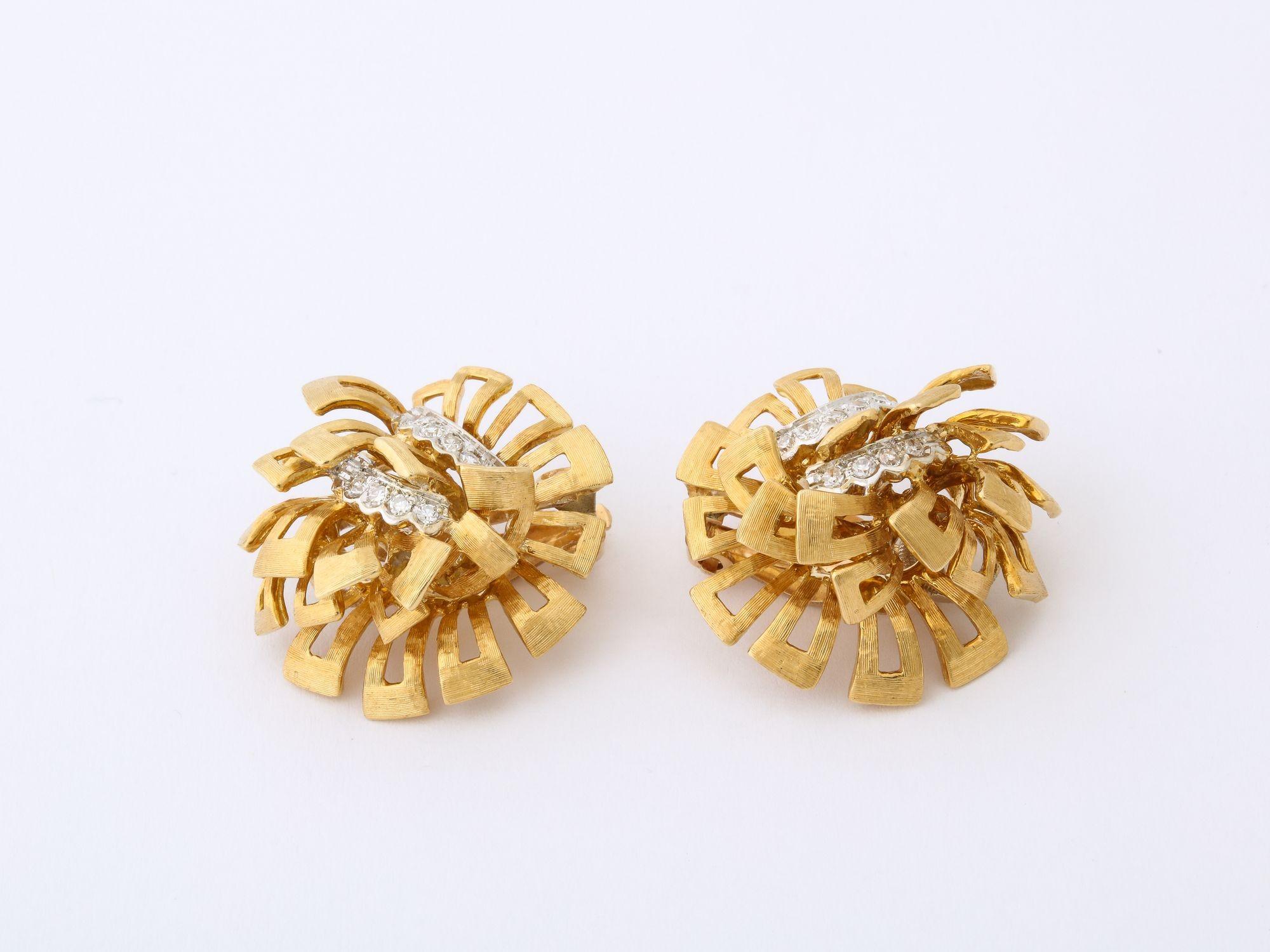 Vintage 18K Gold Diamond Cluster Floral Earrings For Sale 7
