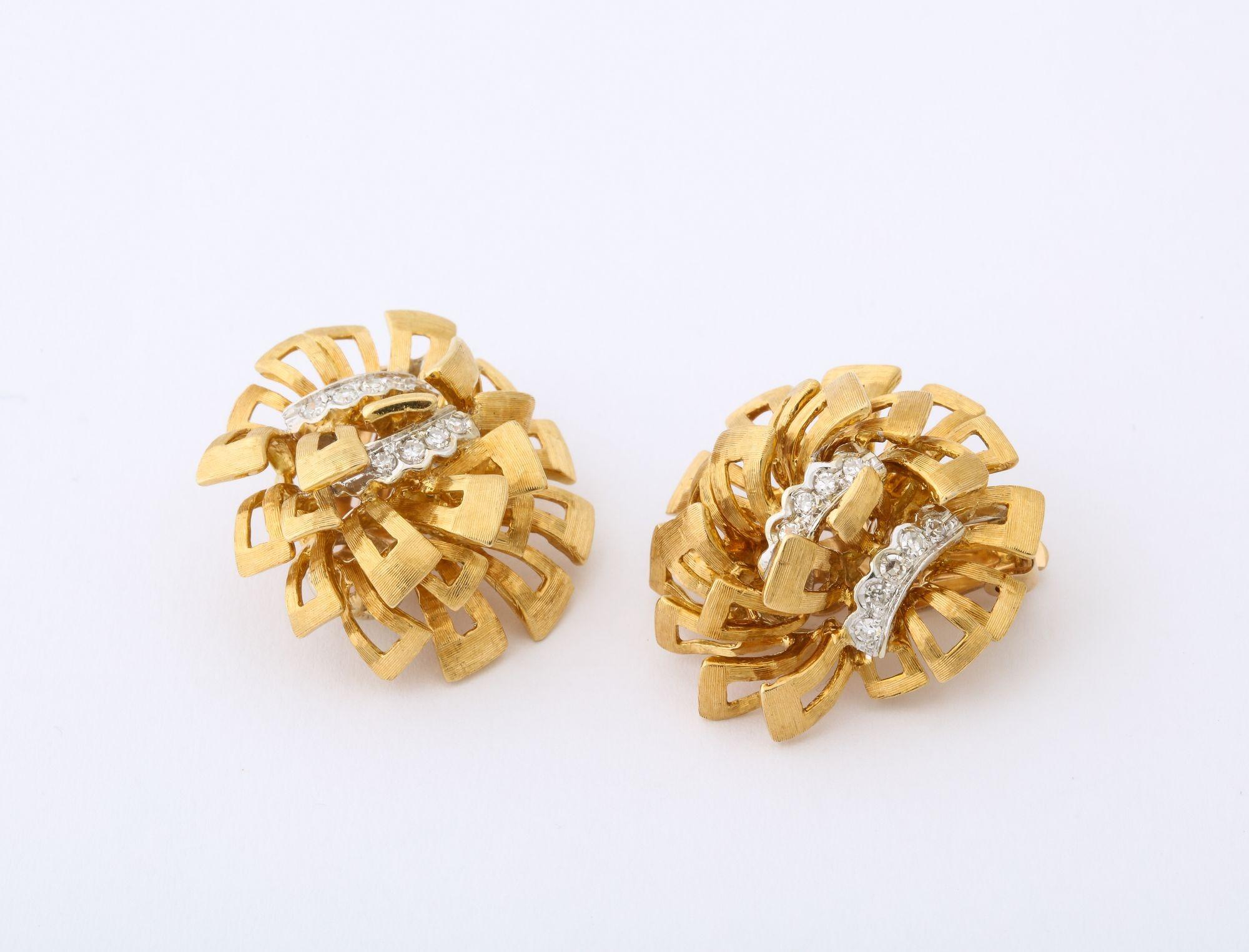 Vintage 18K Gold Diamond Cluster Floral Earrings For Sale 8
