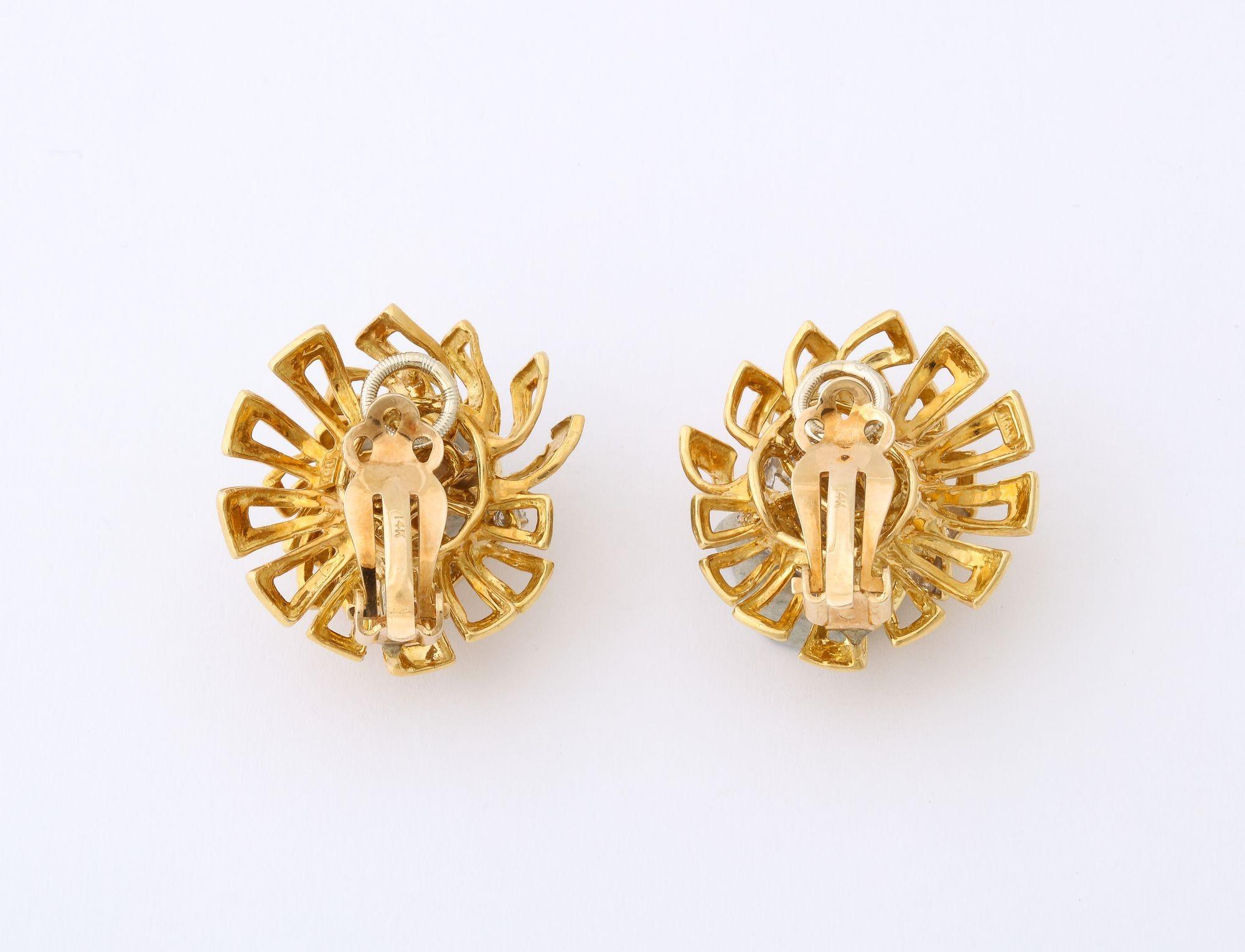 Vintage 18K Gold Diamond Cluster Floral Earrings For Sale 1