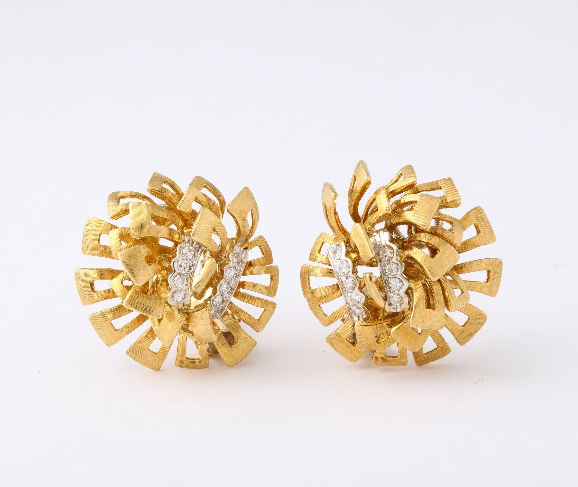 Vintage 18K Gold Diamond Cluster Floral Earrings For Sale 3