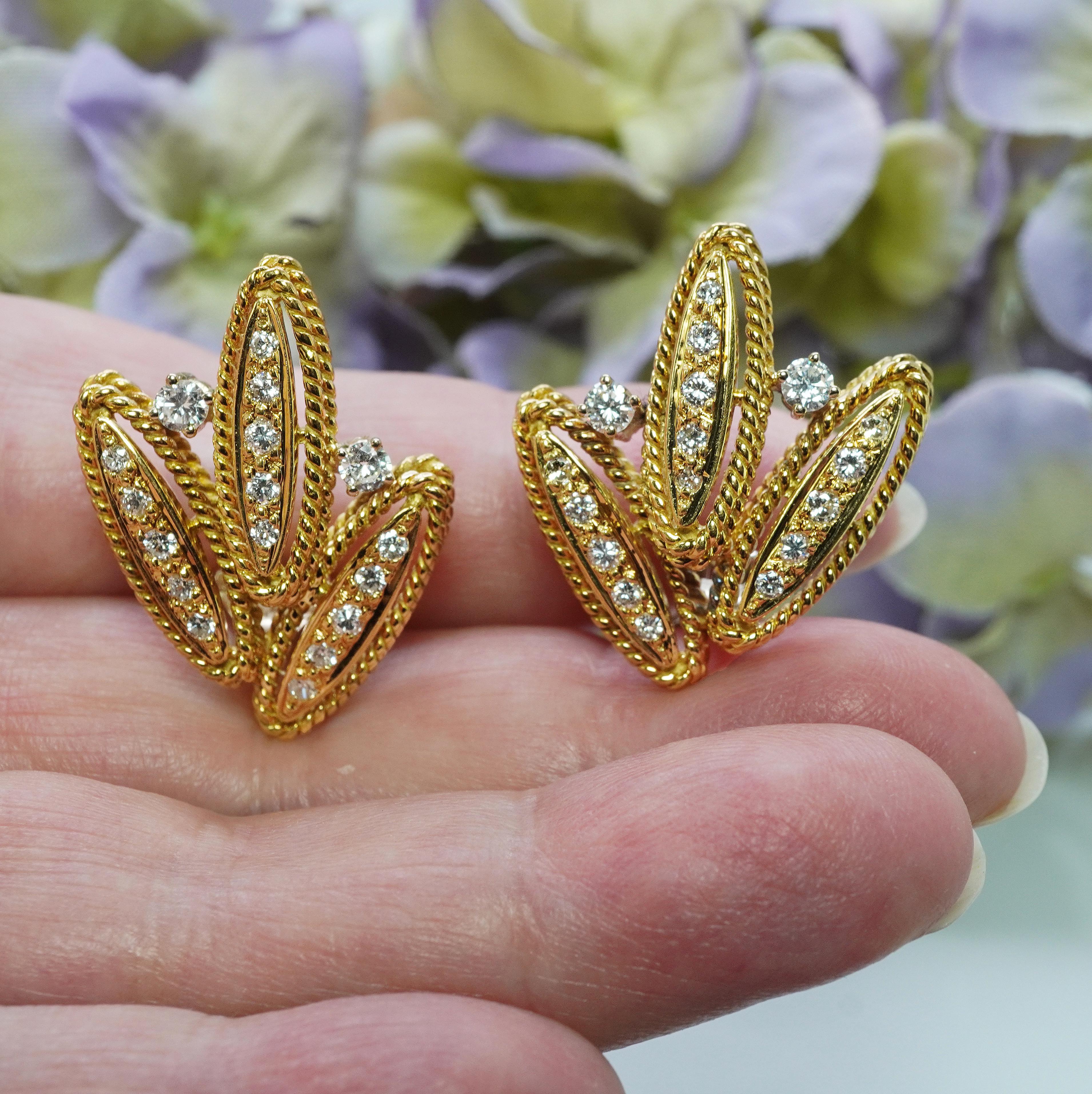 Vintage 18K Gold Diamant Ohrringe Opulent Estate Midcentury 13.4gr circa 1960s (Rundschliff) im Angebot