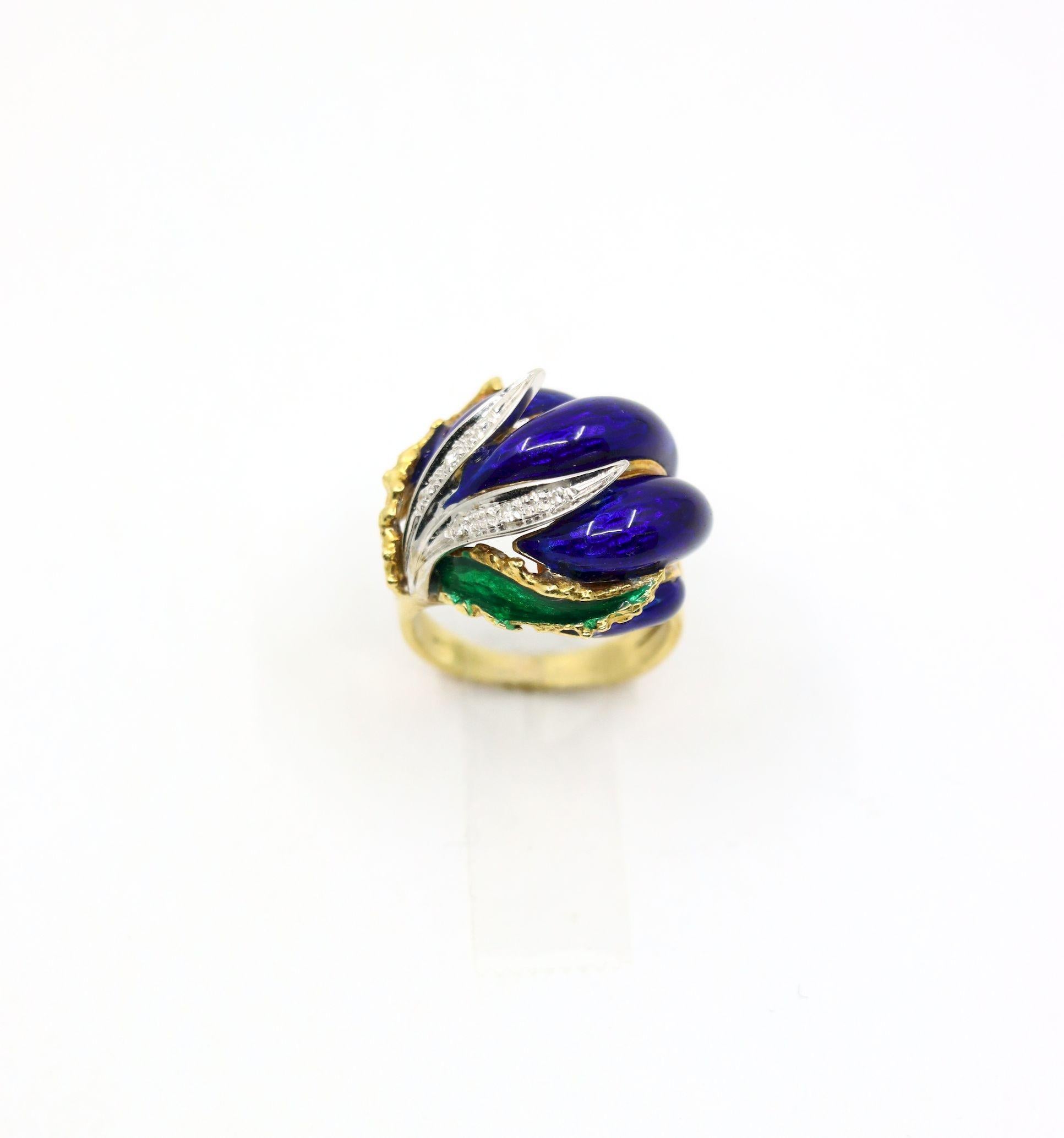Anello vintage con smalto e diamanti in oro 18 carati in vendita 6