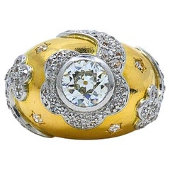 Vintage 18k Gold Diamond Floral Dome Ring