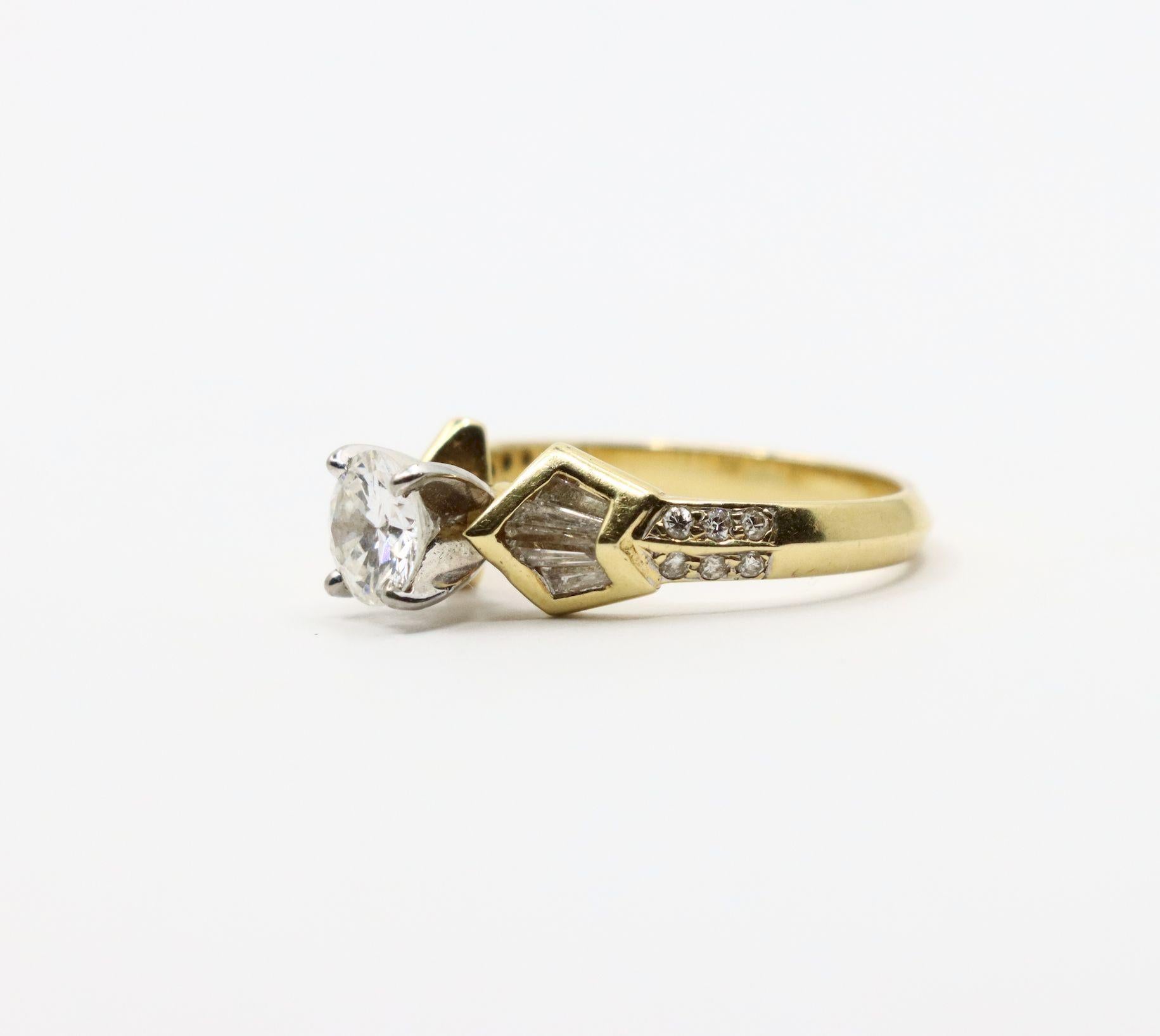 Anello con diamante in oro 18 carati vintage in vendita 5