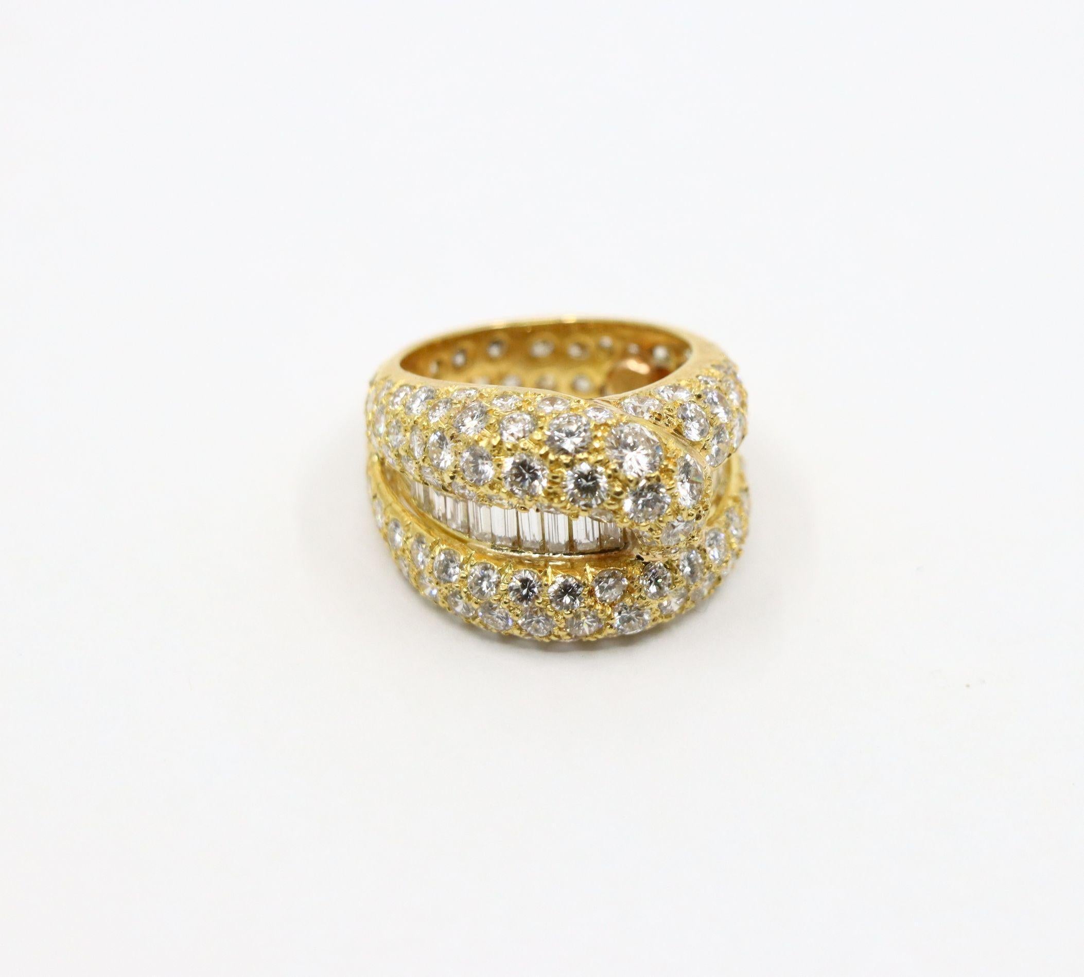 Anillo vintage de diamantes de oro de 18 quilates en venta 3