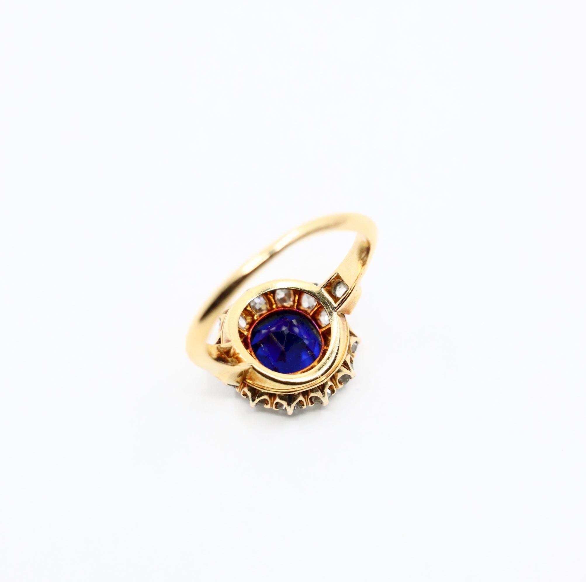 Anello vintage con zaffiro e diamante in oro 18 carati in vendita 5