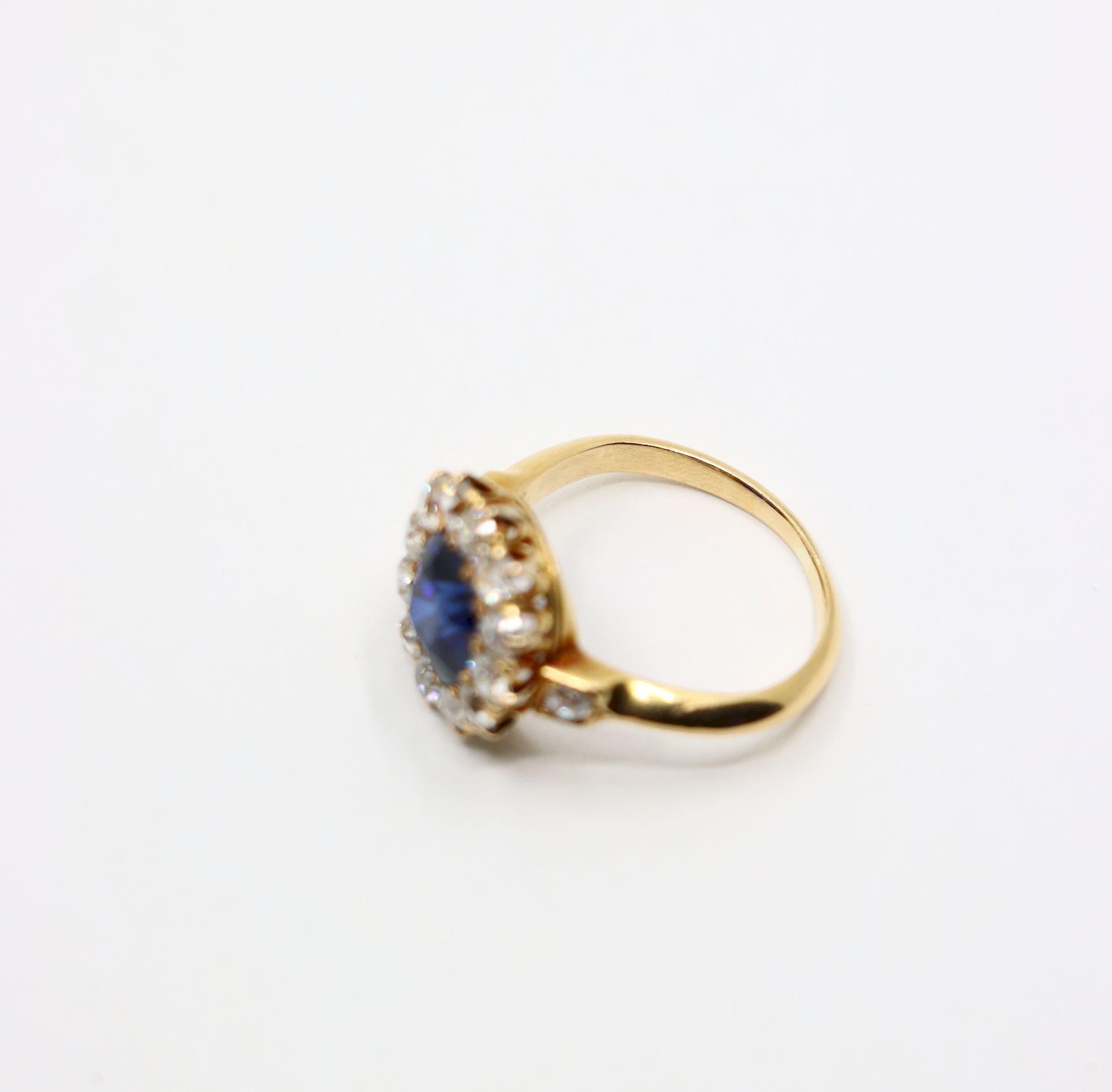 Anello vintage con zaffiro e diamante in oro 18 carati in vendita 6